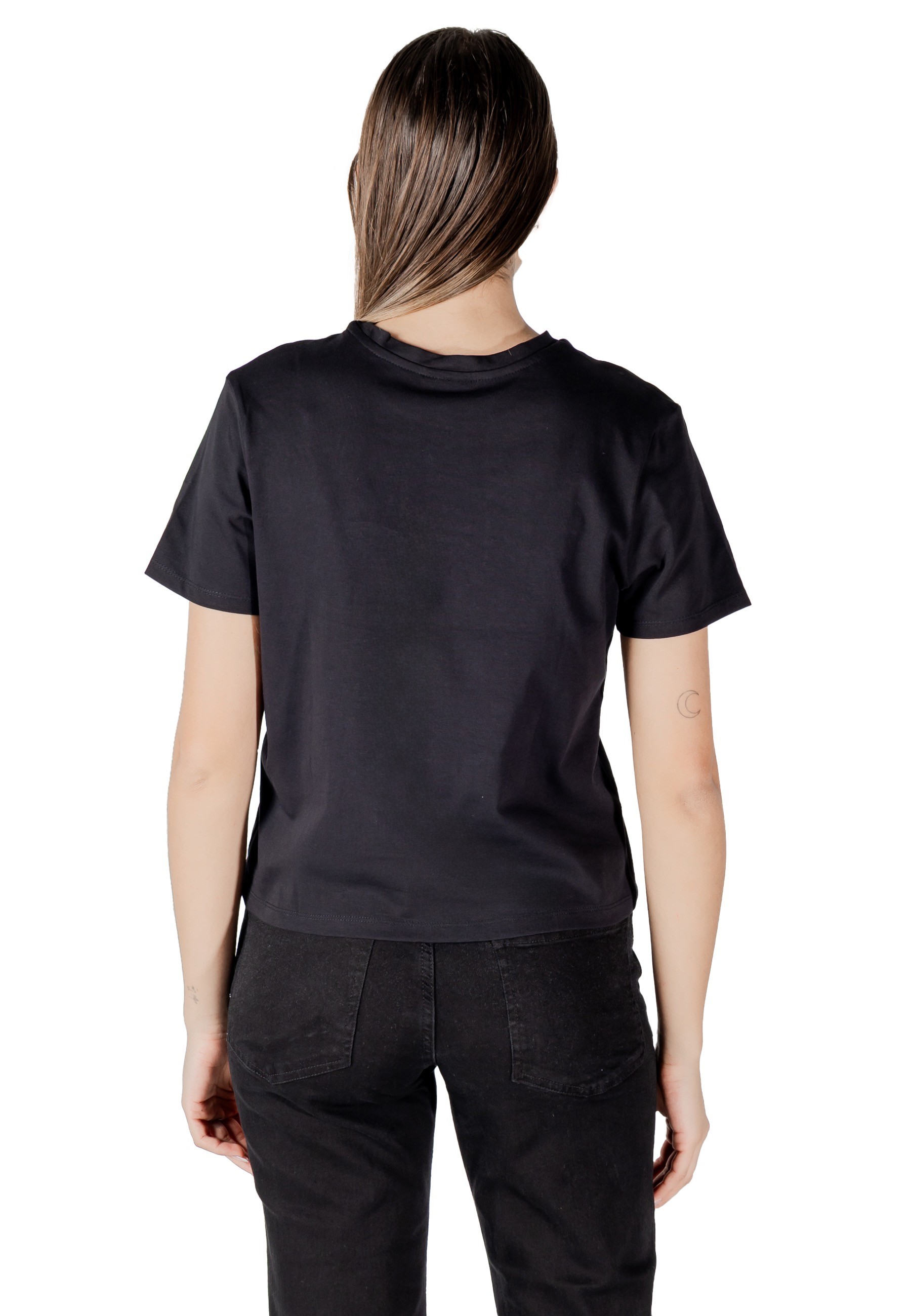 Jacqueline De Yong  Women T-Shirt