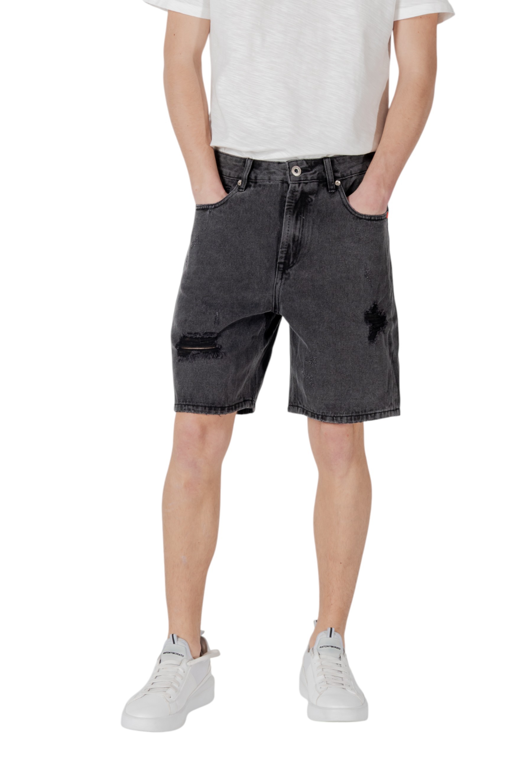 Gianni Lupo Shorts 2
