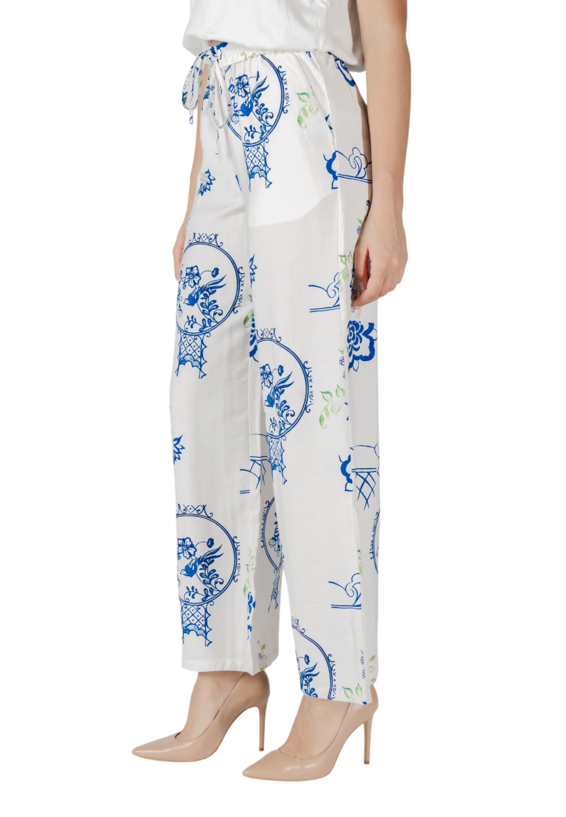 Ichi  Women Trousers