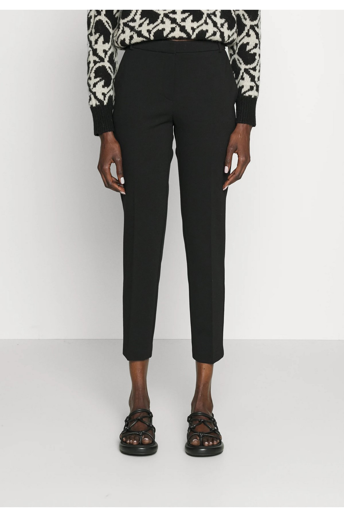 Pinko Trousers 4