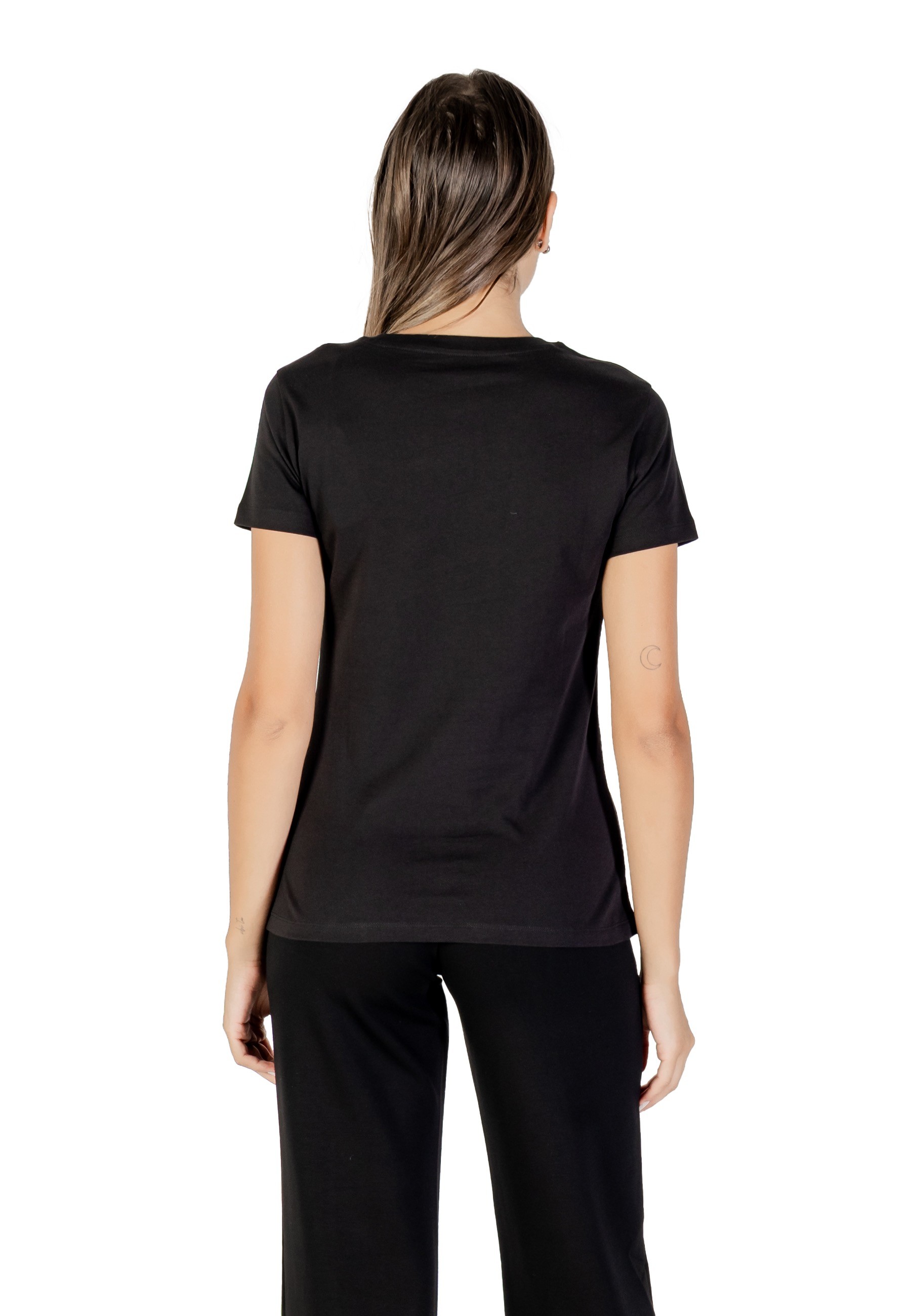 Armani Exchange T-Shirt 2
