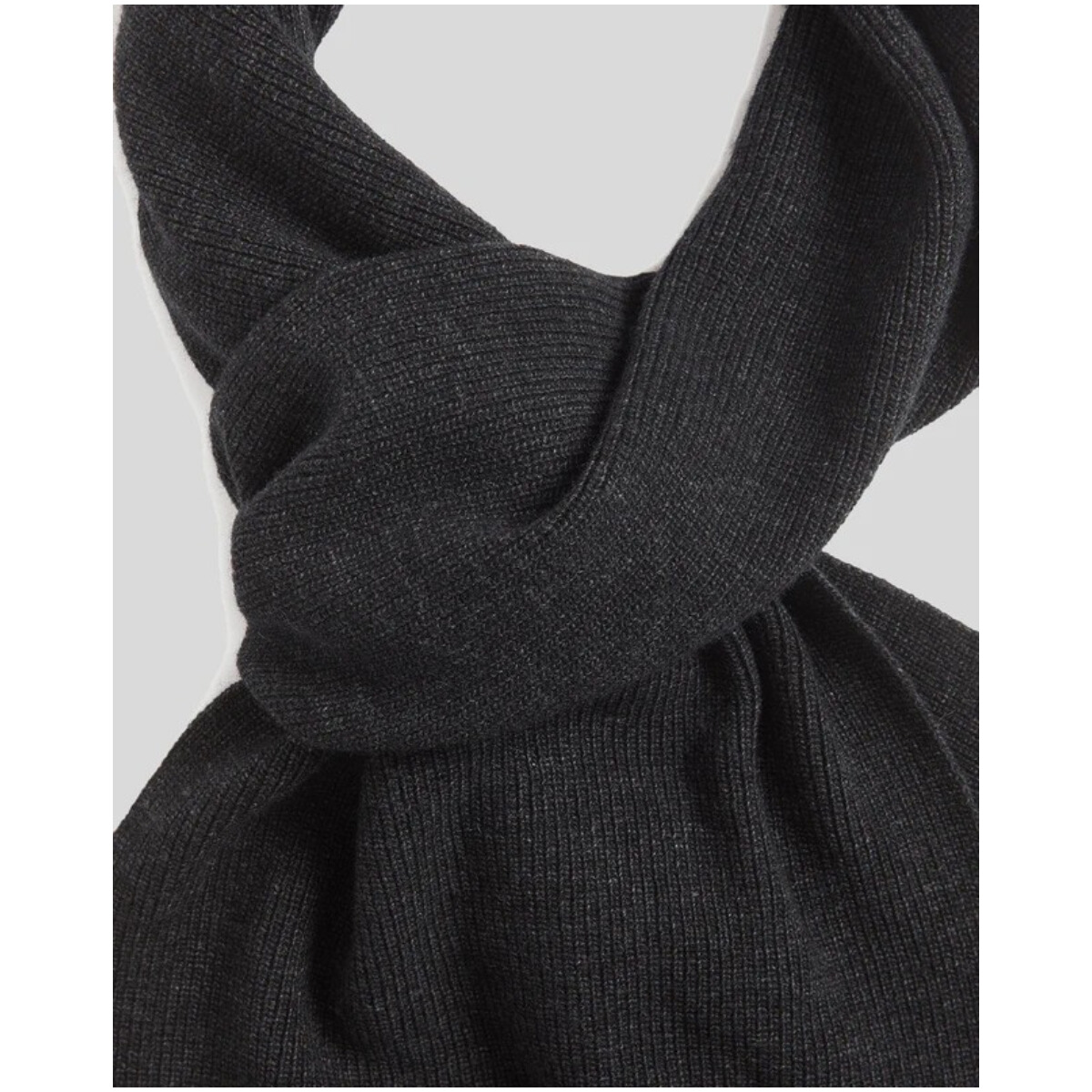 Lyle & Scott Scarf 2