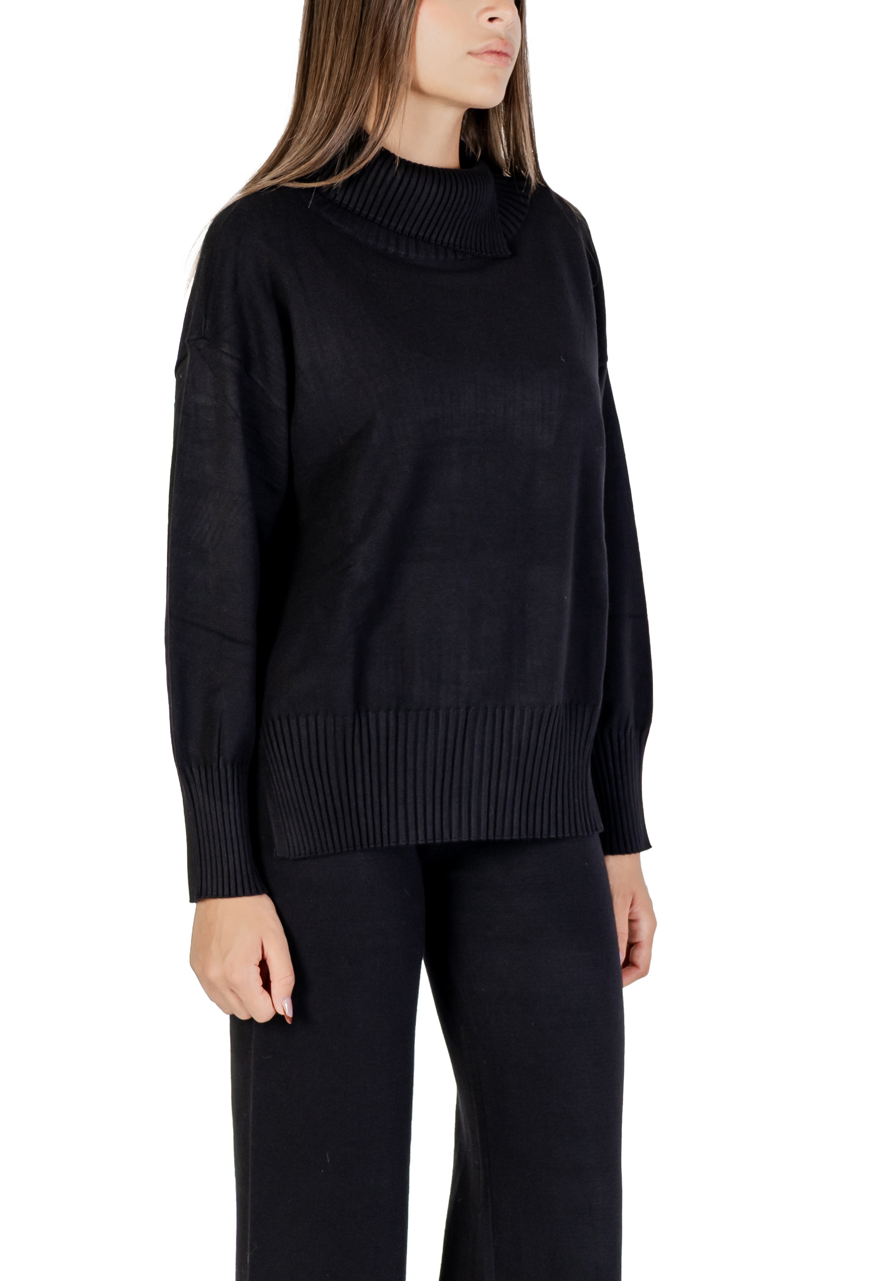 Choral  Women Knitwear