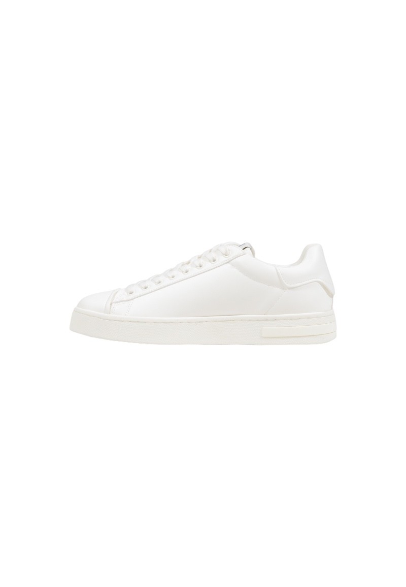 Armani Exchange Sneakers 3