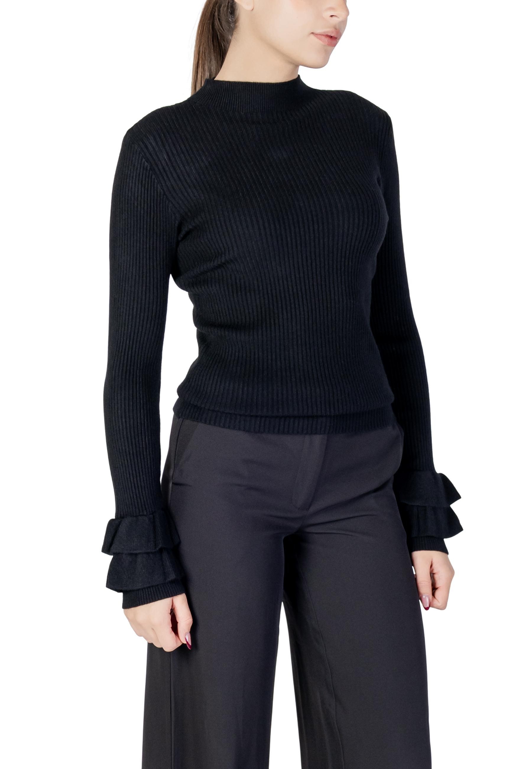 Choral Knitwear 3