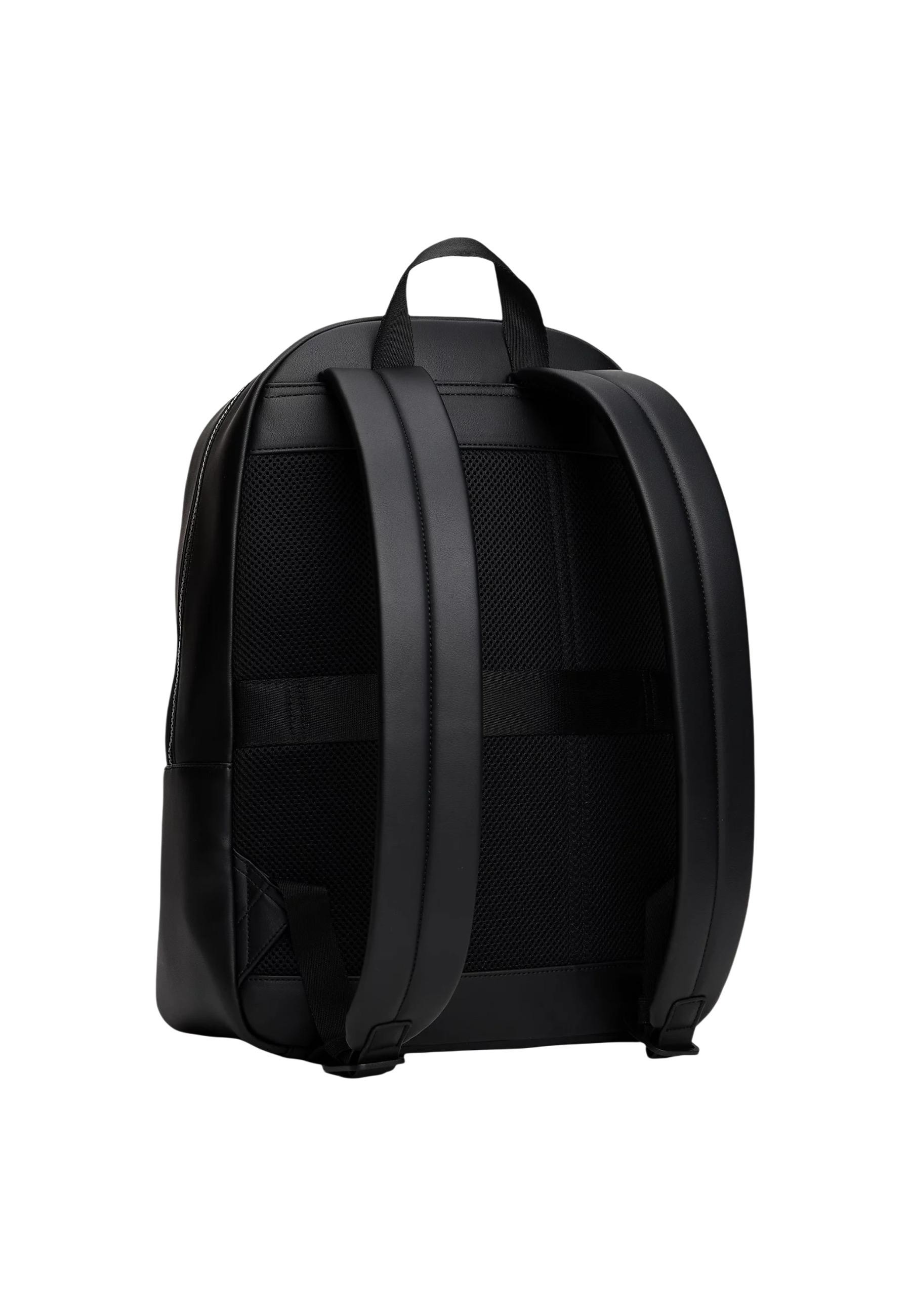Tommy Hilfiger Bag 2