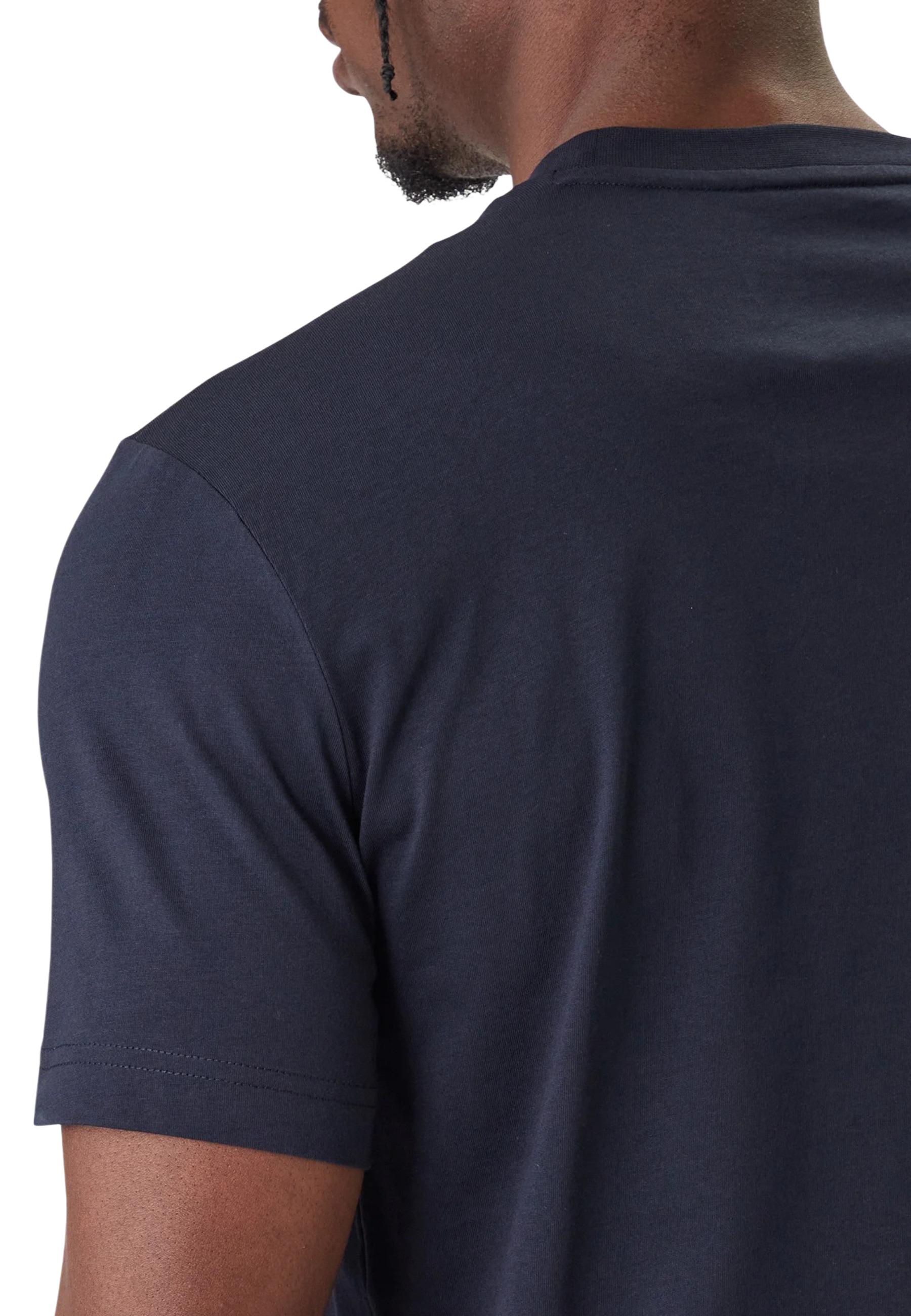 Ea7 Men T-Shirt