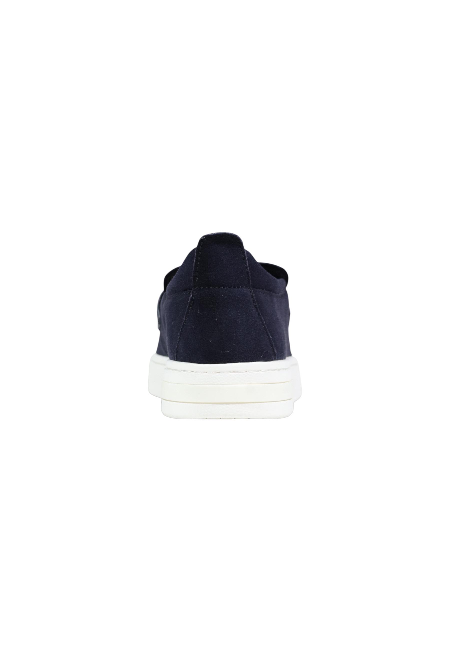 Armani Exchange Sneakers 10