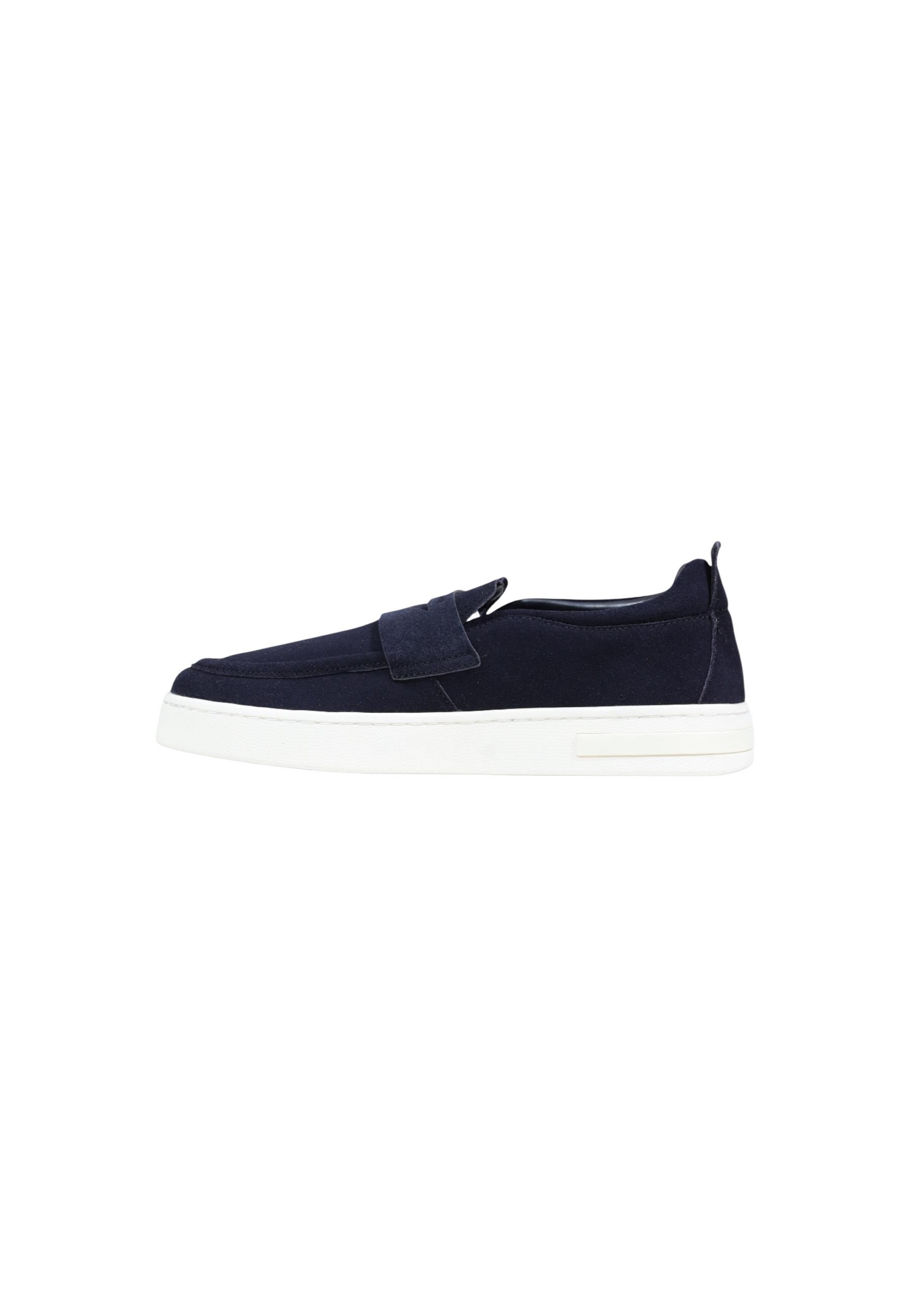 Armani Exchange Sneakers 8