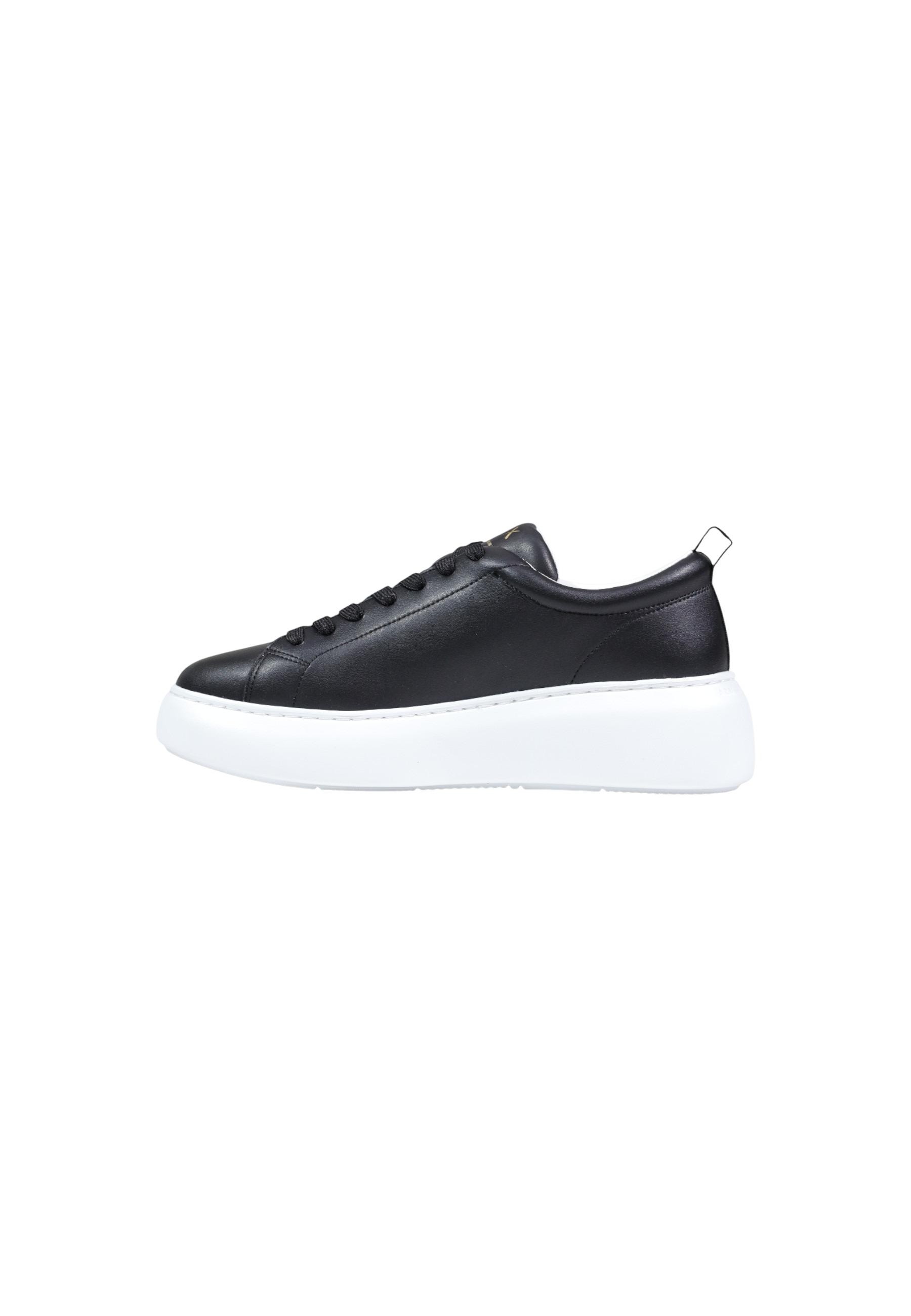 Armani Exchange Sneakers 3