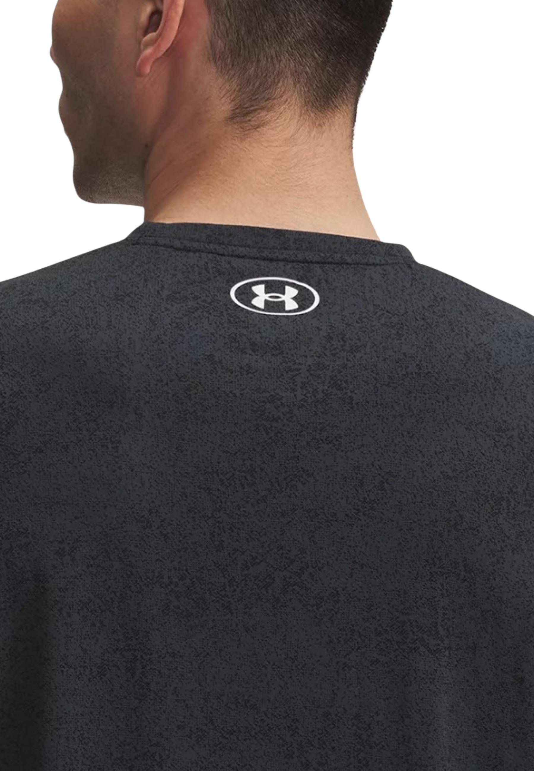 Under Armour Men T-Shirt