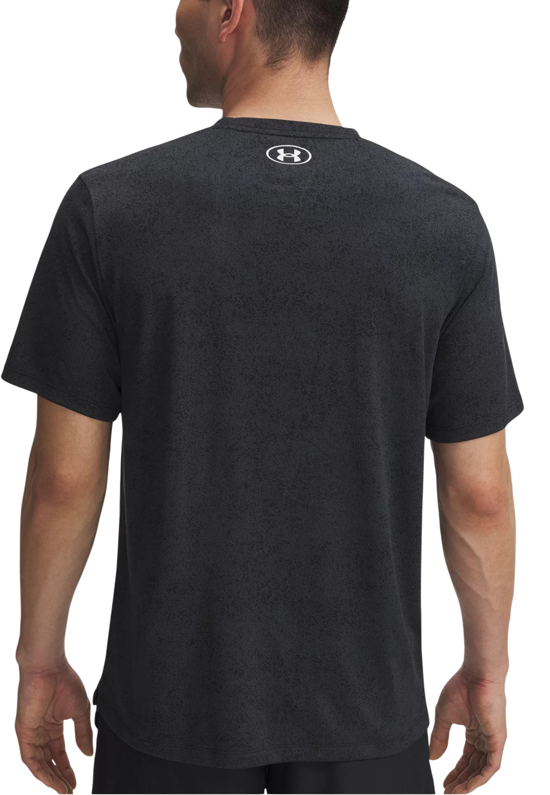 Under Armour Men T-Shirt