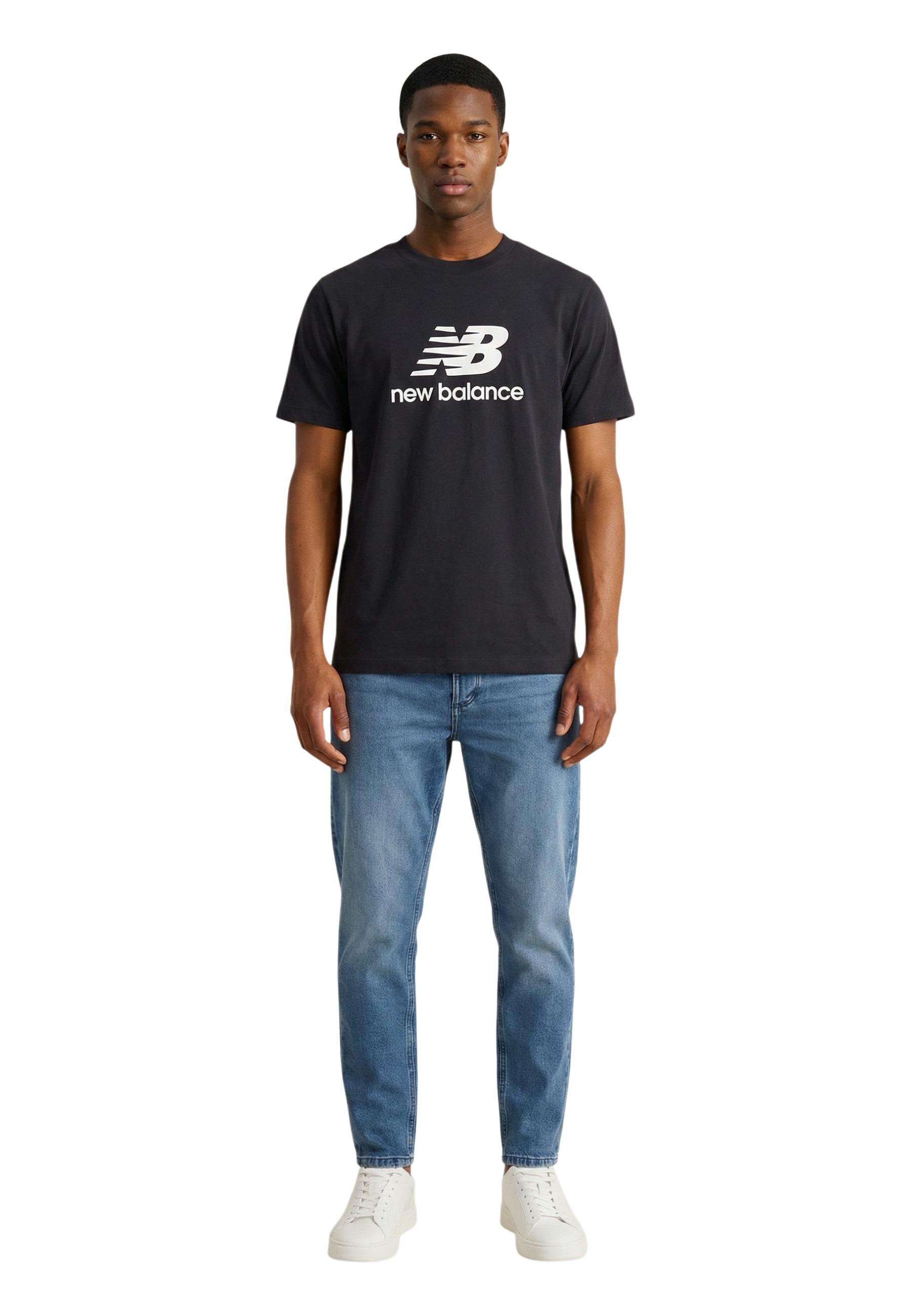 New Balance Men T-Shirt