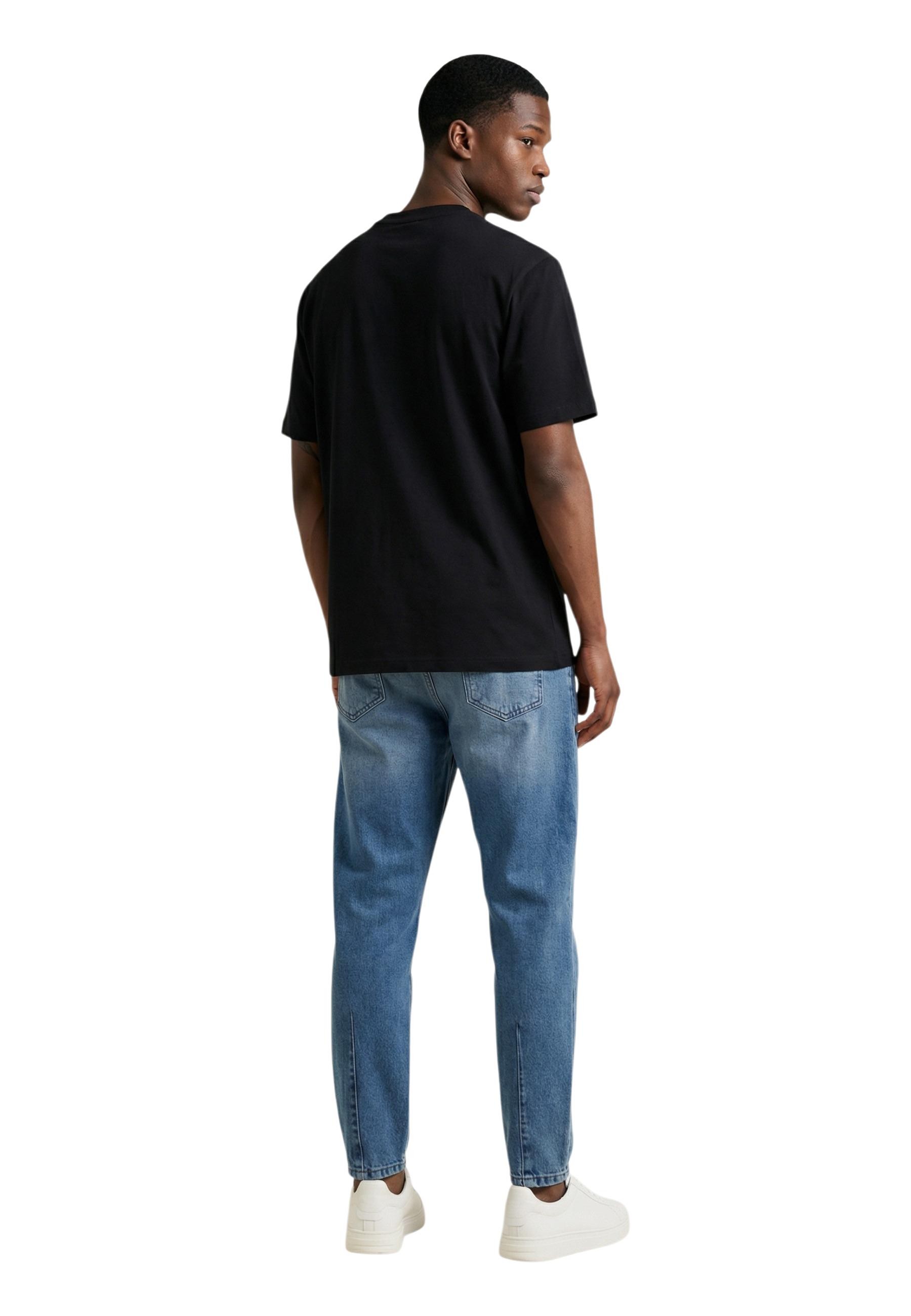 New Balance Men T-Shirt