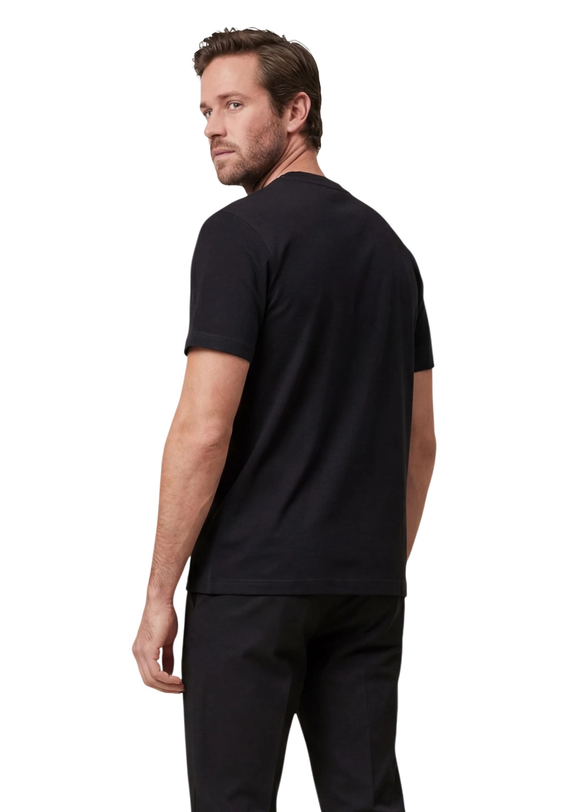 New Balance Men T-Shirt