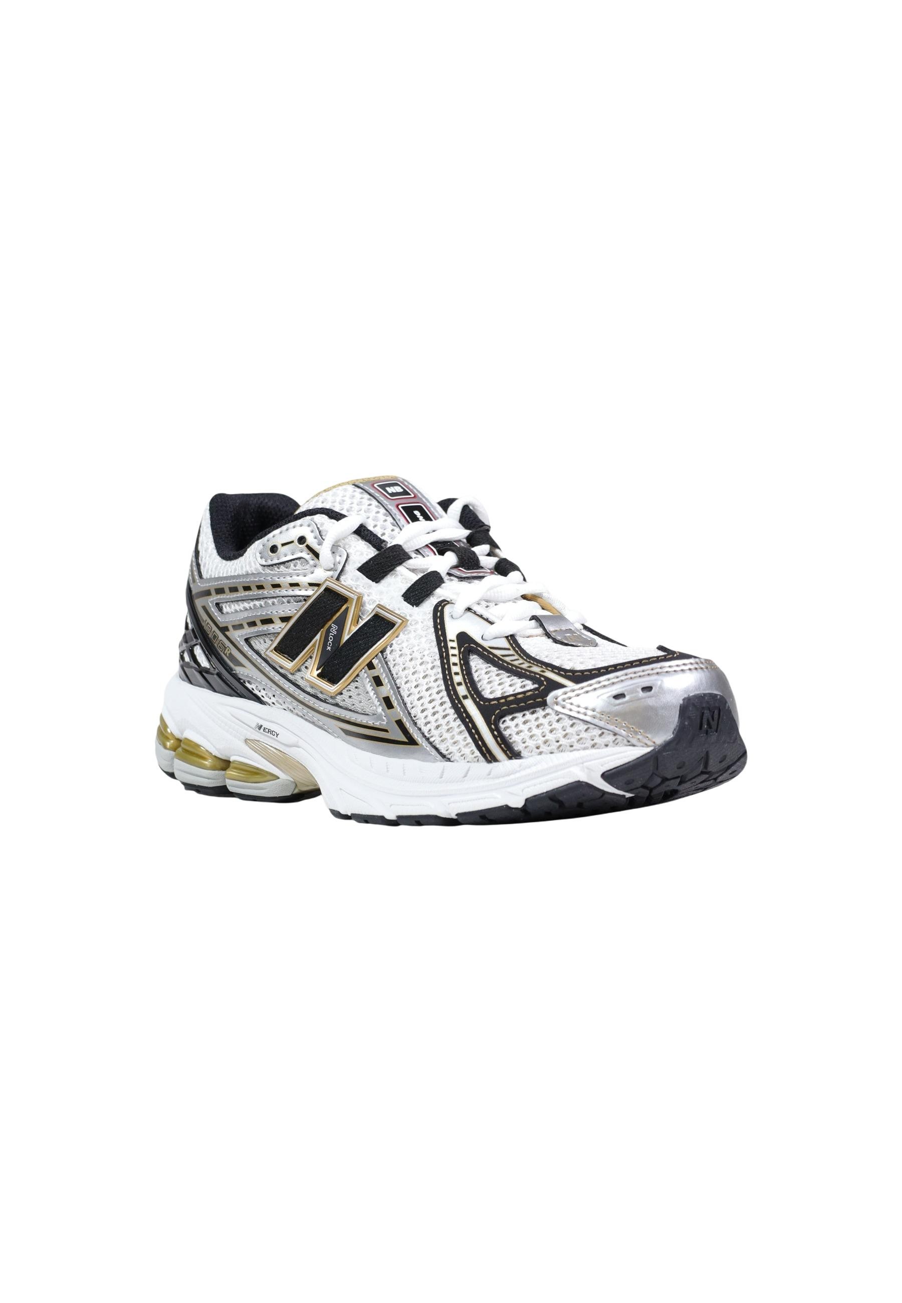 New Balance Women Sneakers