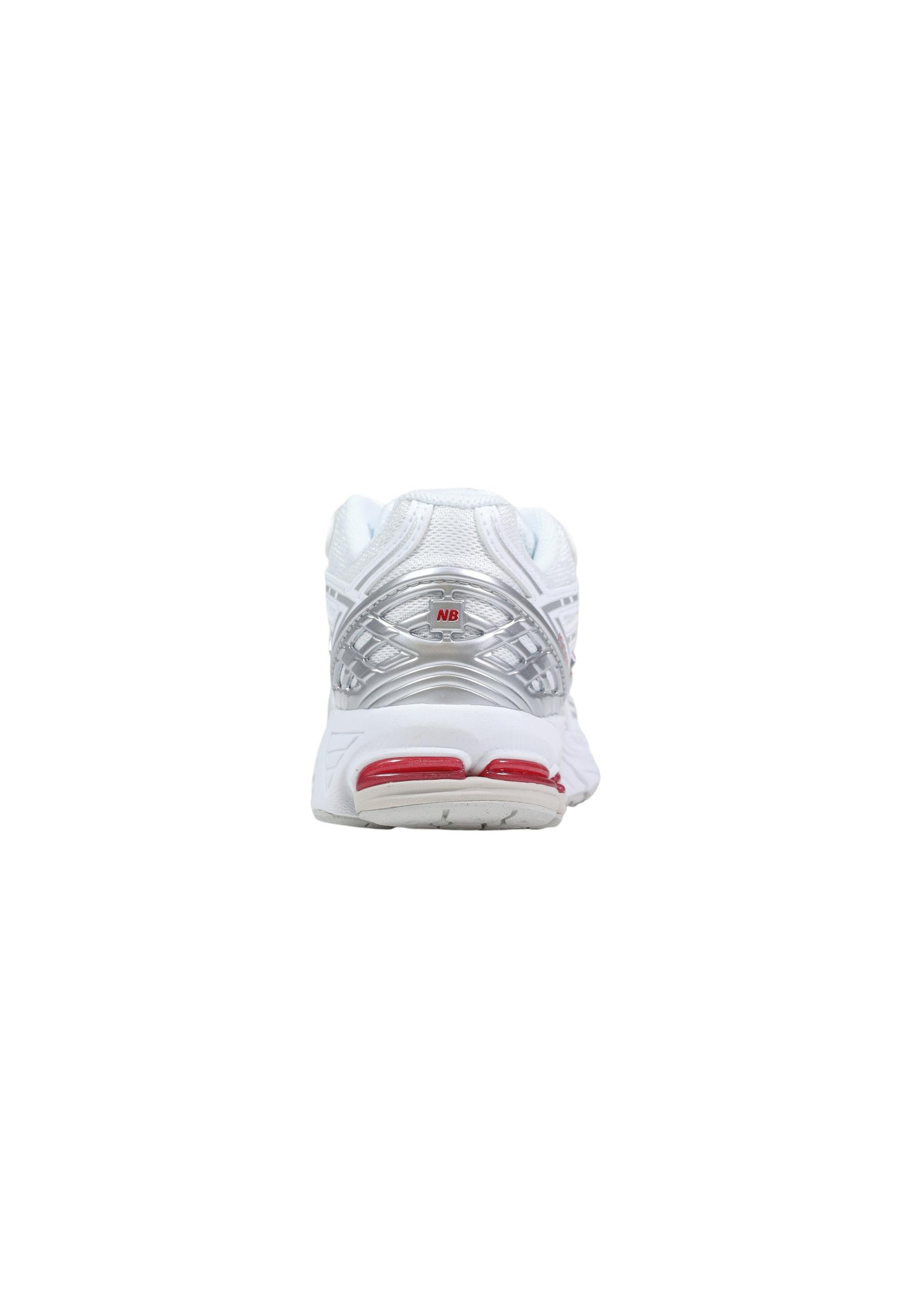 New Balance Women Sneakers