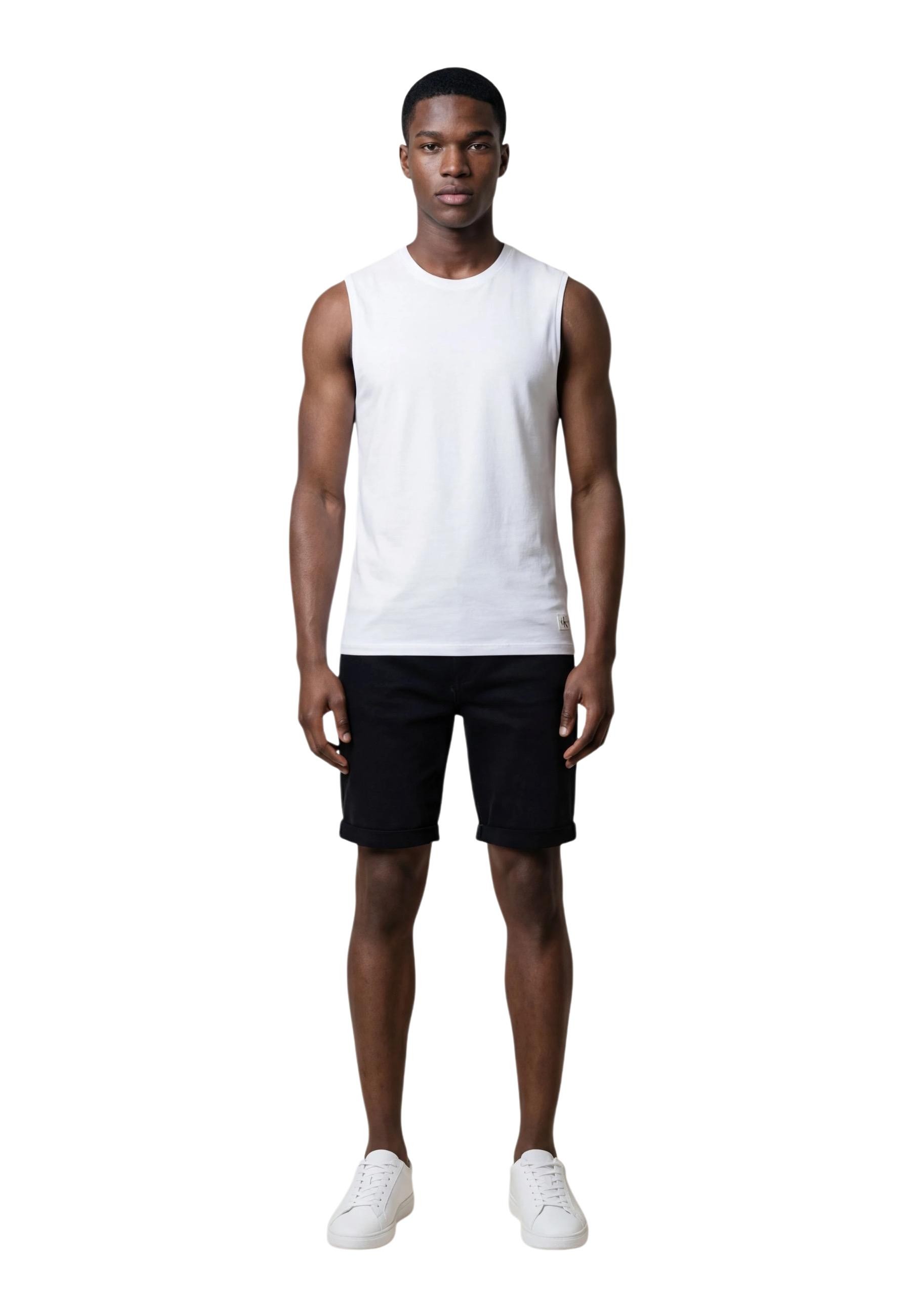 Calvin Klein Jeans Shorts 2