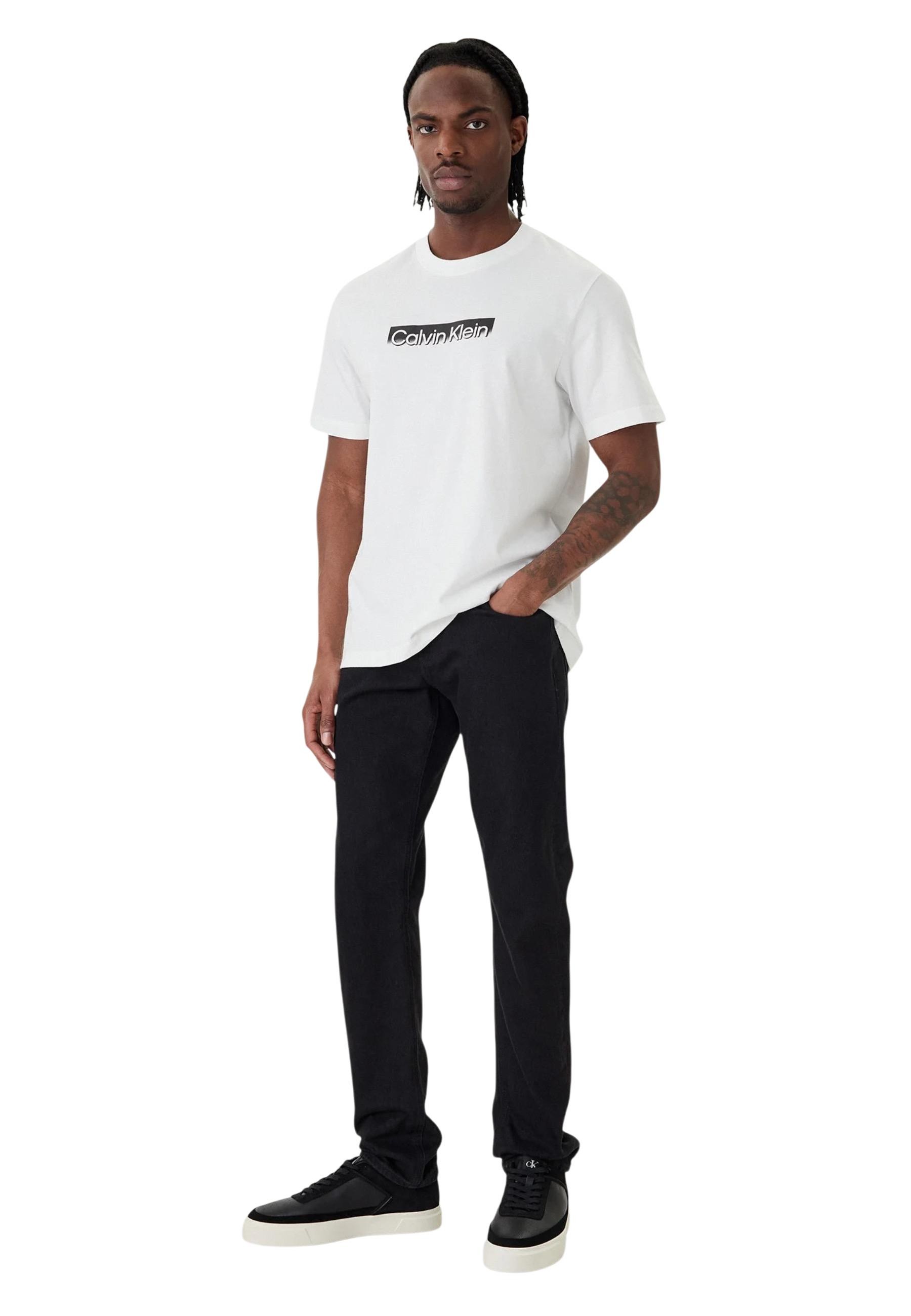 Calvin Klein Men T-Shirt