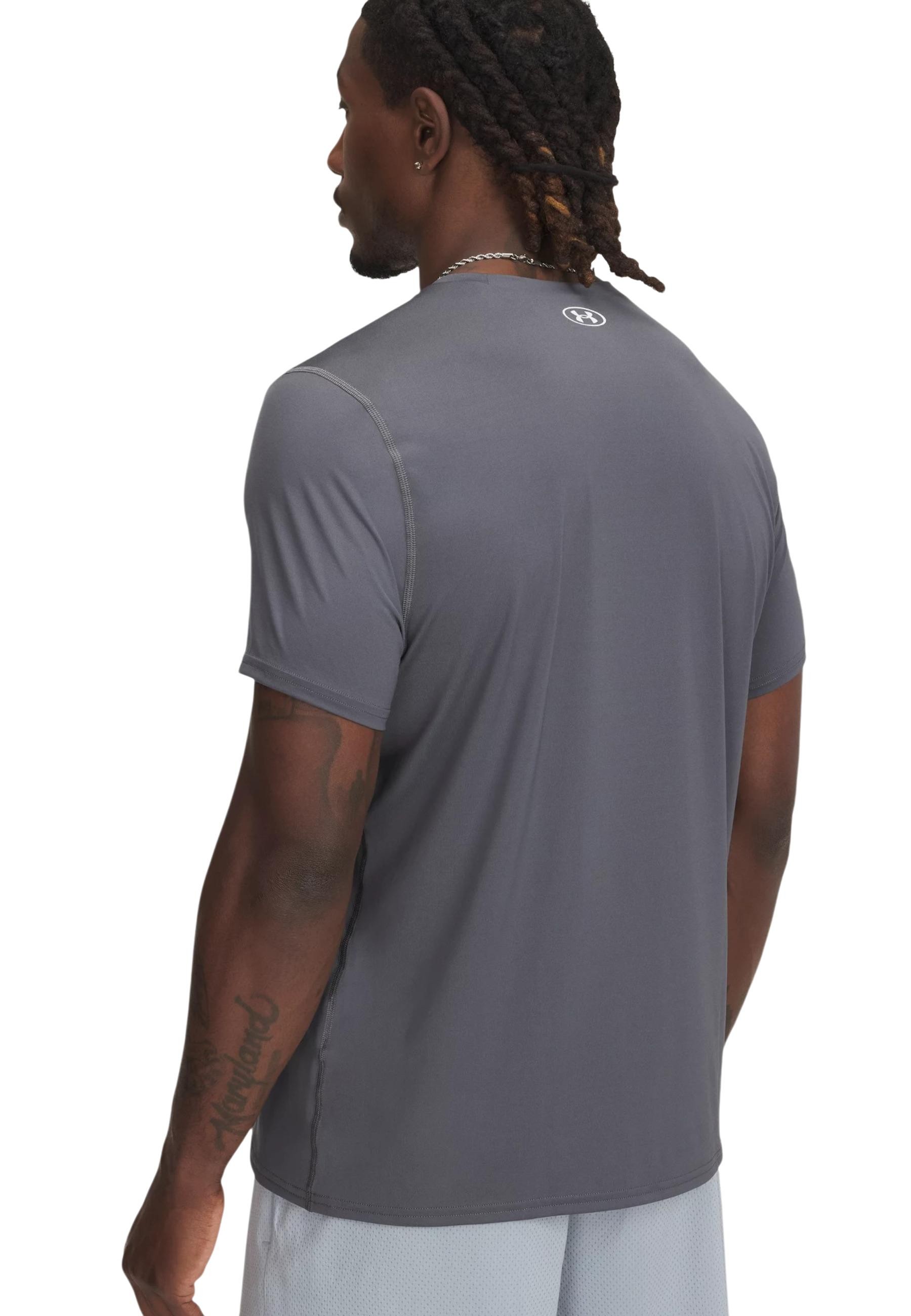 Under Armour Men T-Shirt