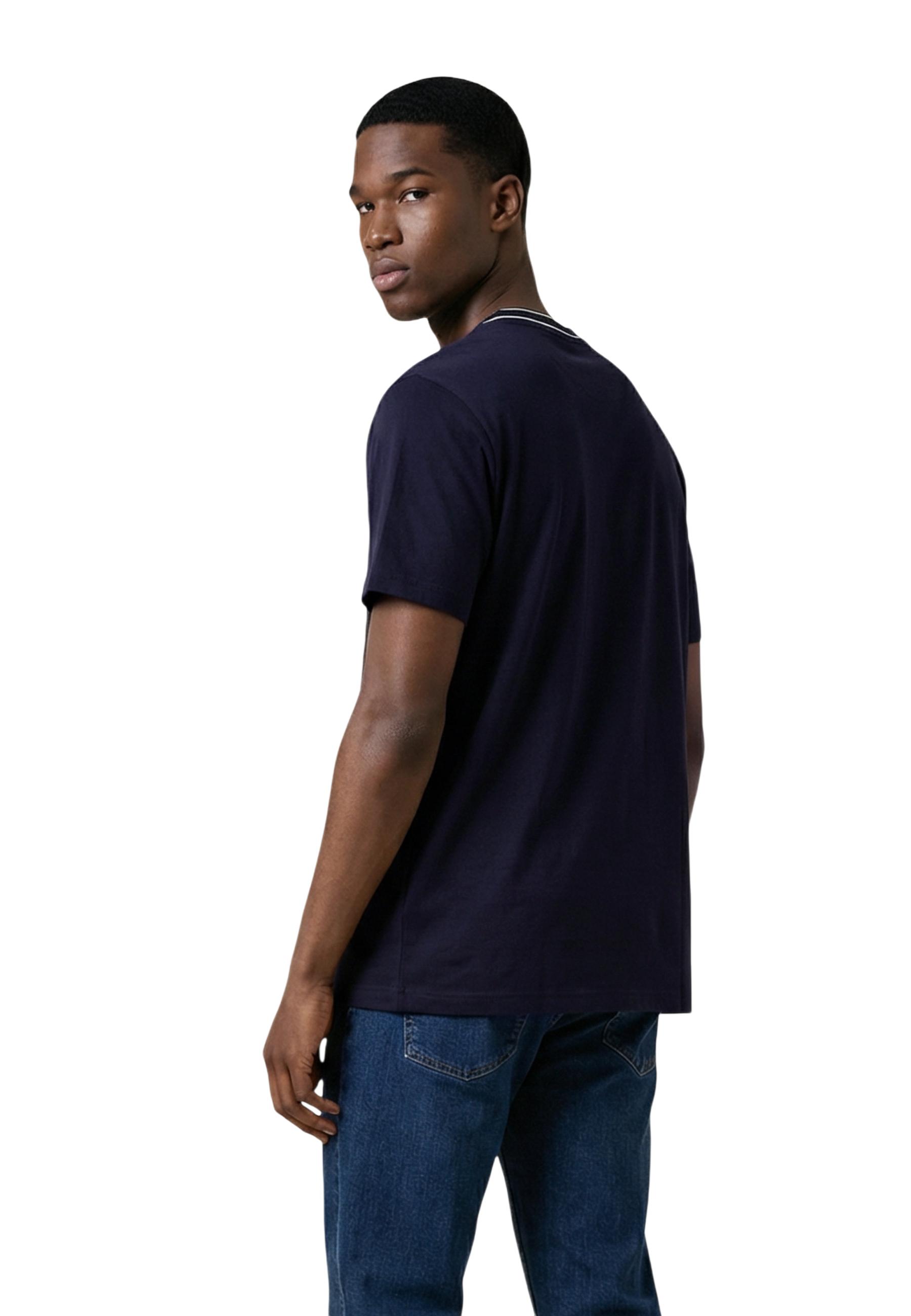 Armani Exchange Men T-Shirt