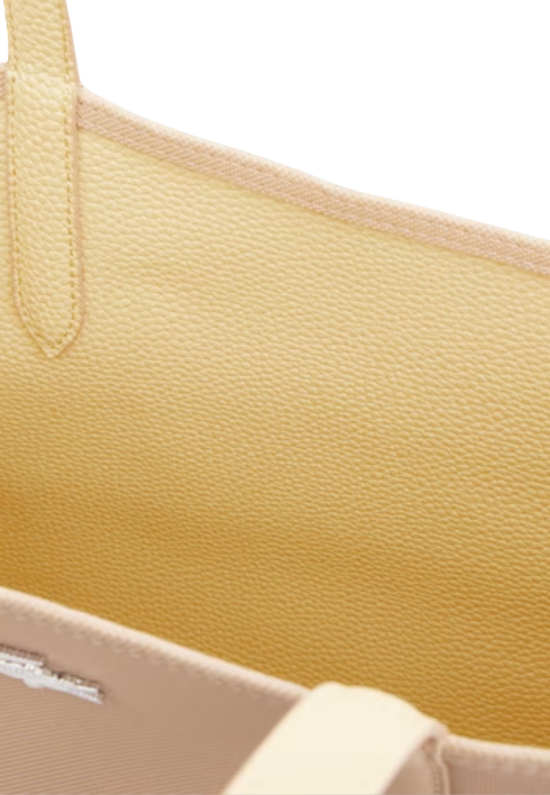 Lacoste  Women Bag