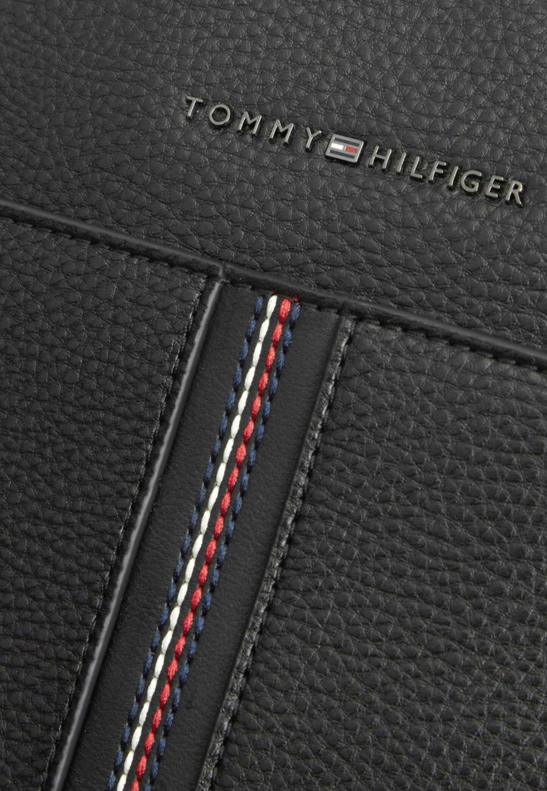 Tommy Hilfiger Bag 2