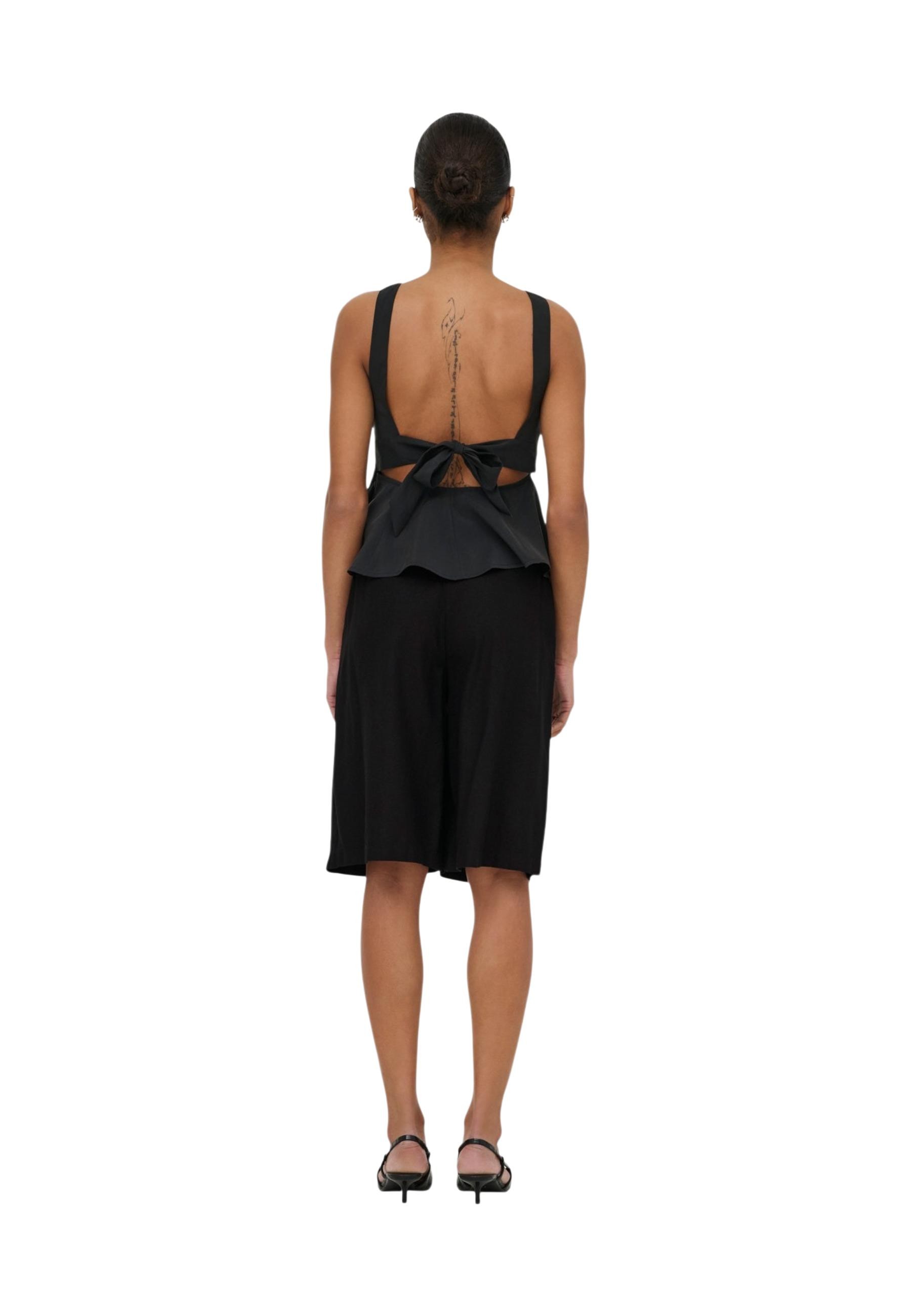 Only  Women Short
