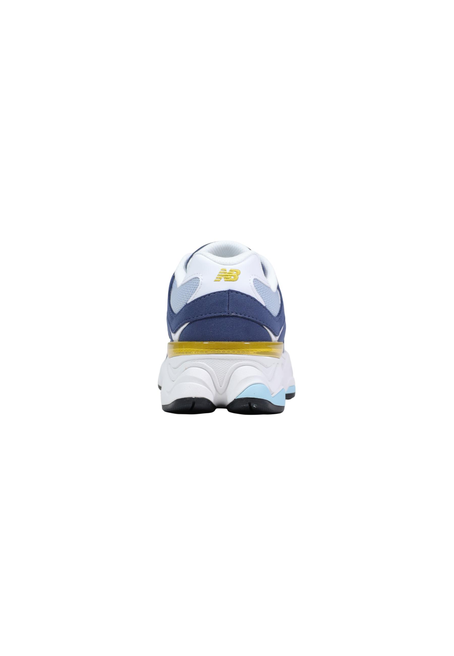 New Balance Women Sneakers