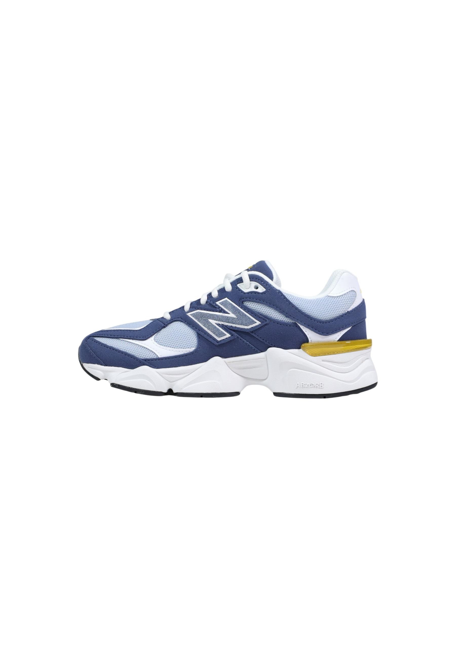 New Balance Women Sneakers