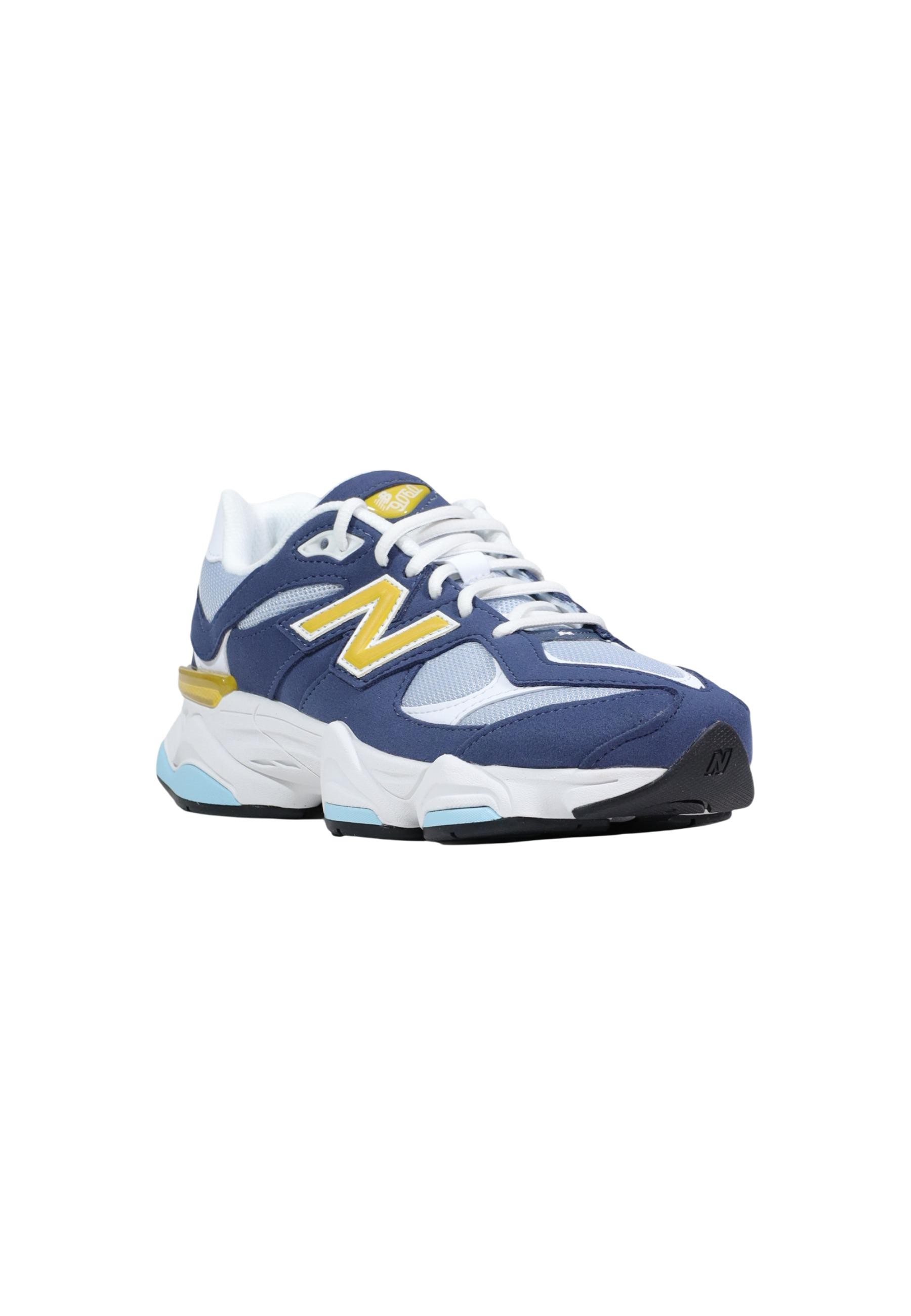New Balance Women Sneakers