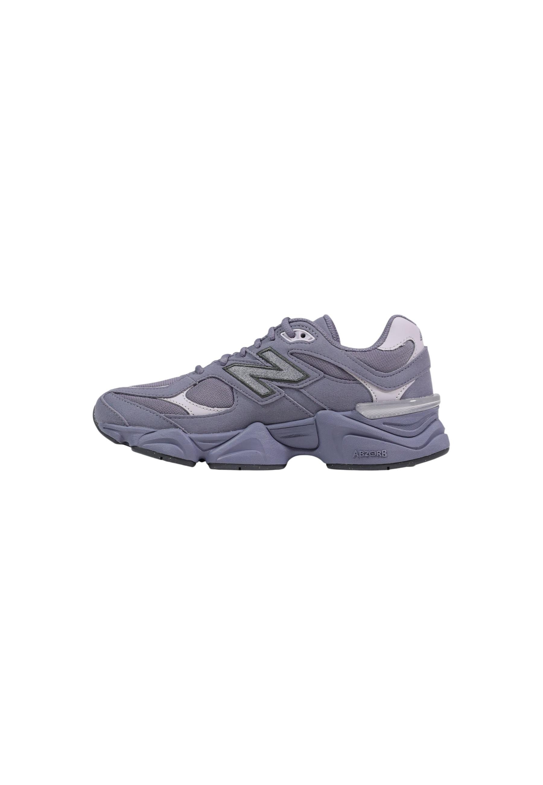 New Balance Women Sneakers