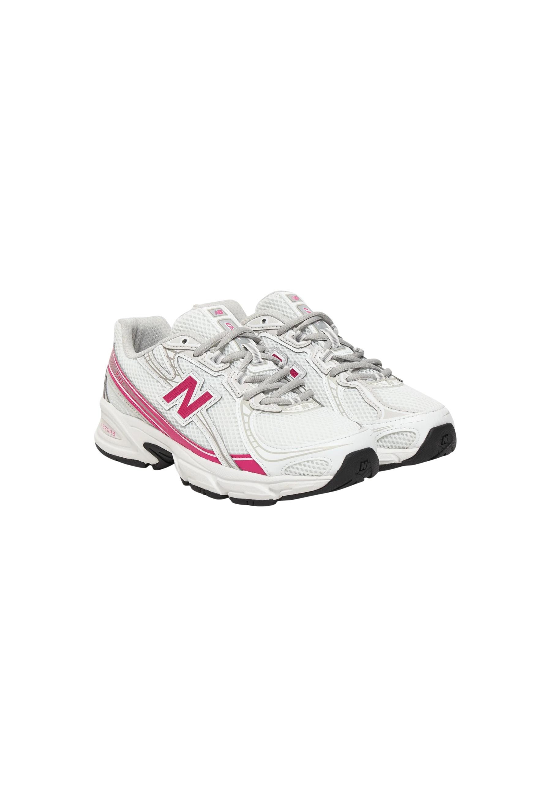 New Balance Women Sneakers