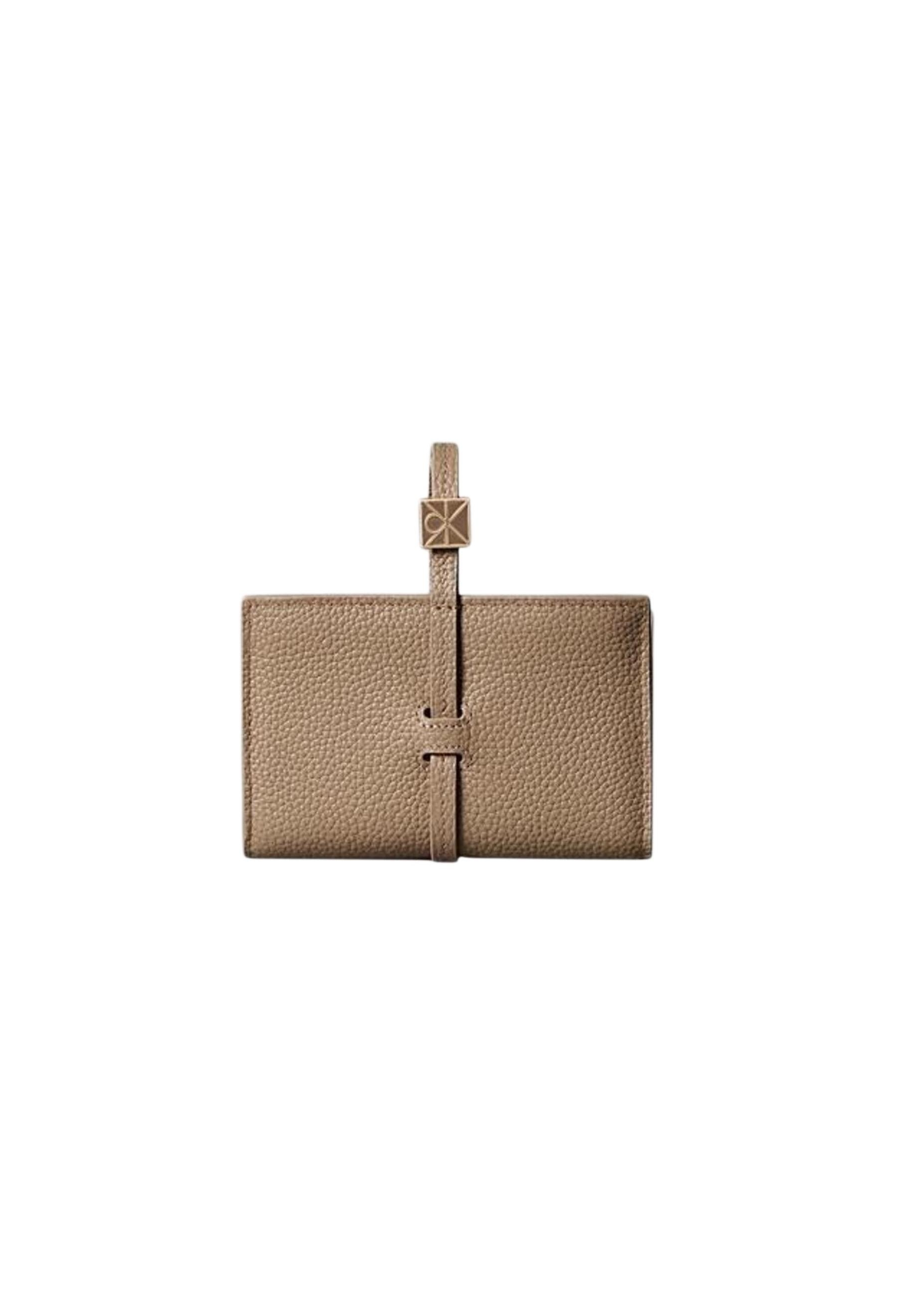 Calvin Klein  Women Wallet