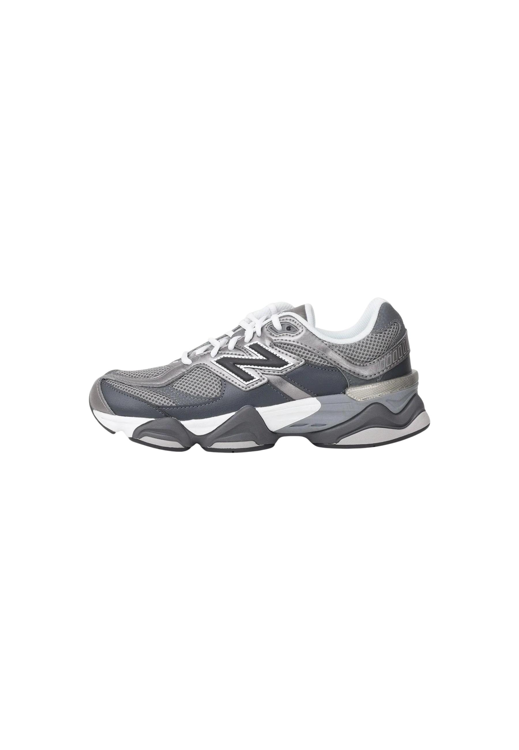 New Balance Women Sneakers