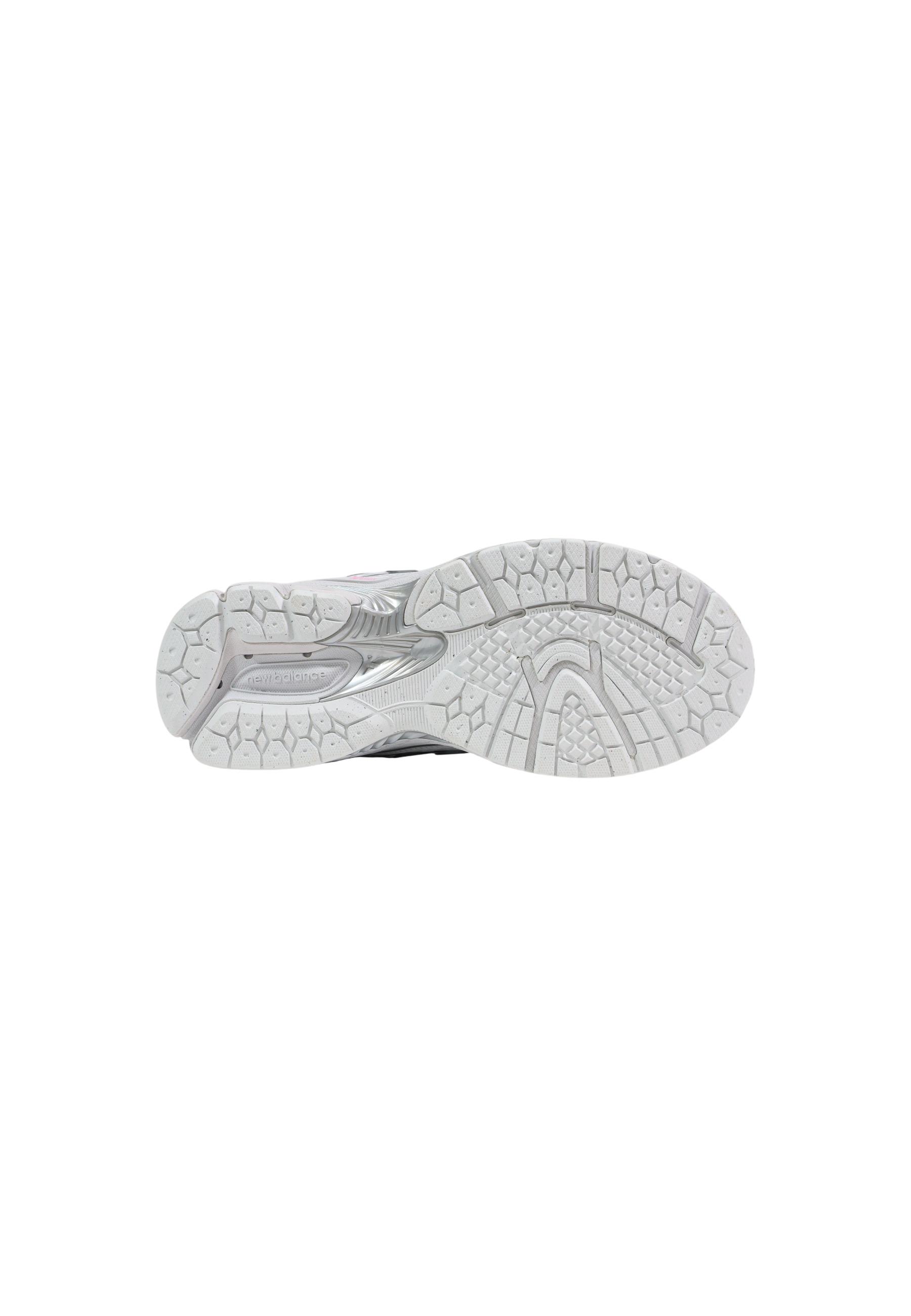 New Balance Women Sneakers