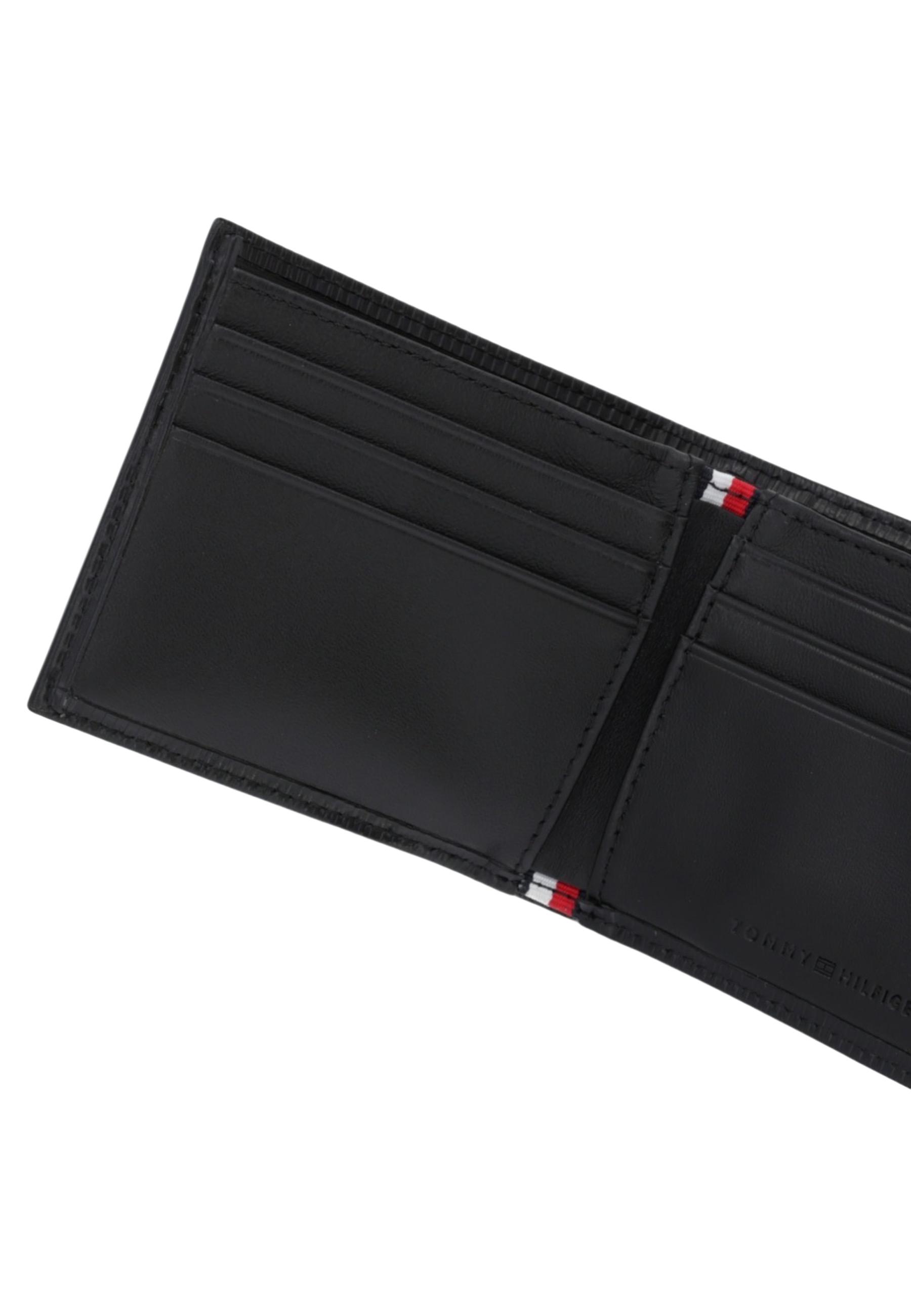Tommy Hilfiger Men Wallet