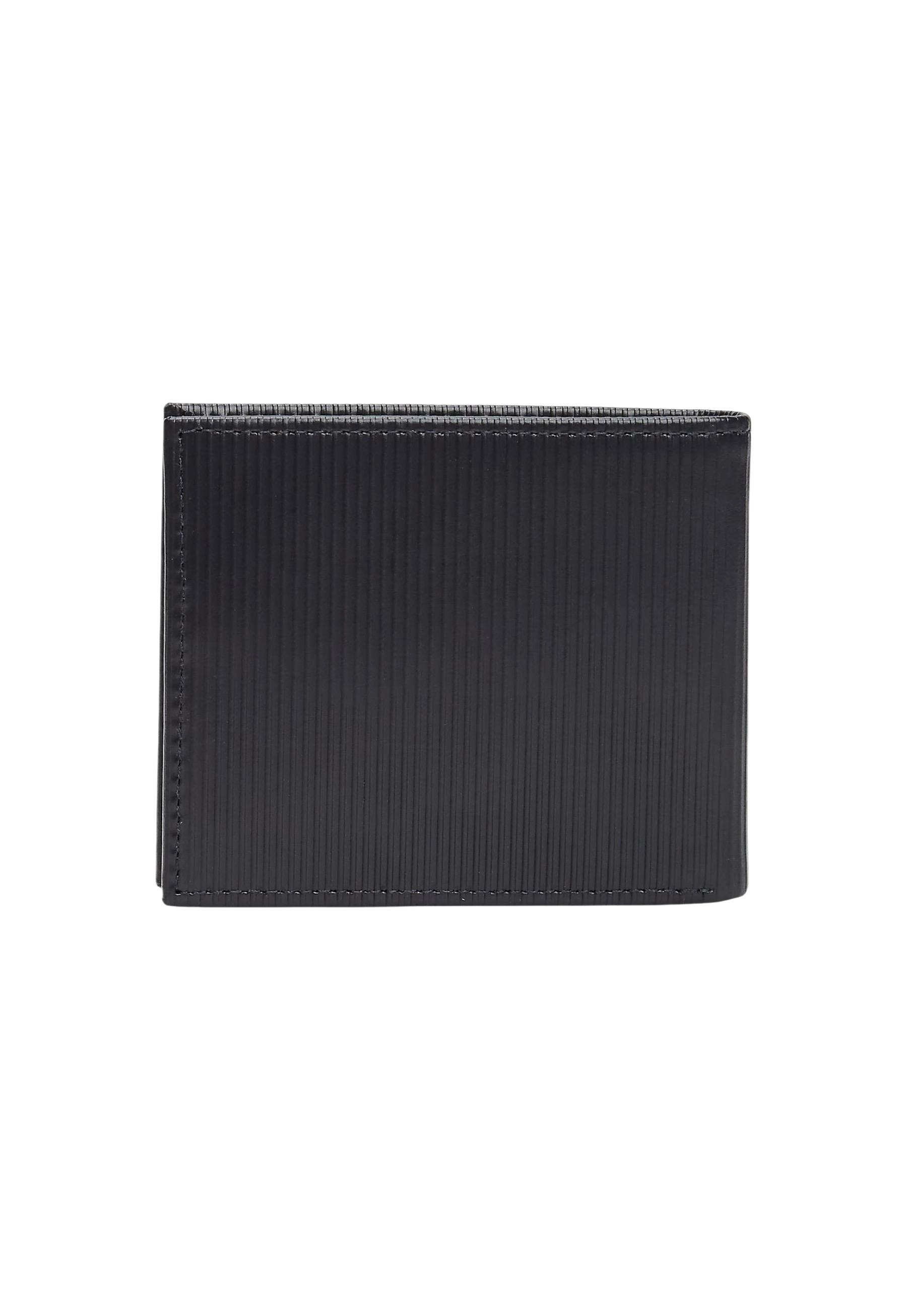 Tommy Hilfiger Men Wallet