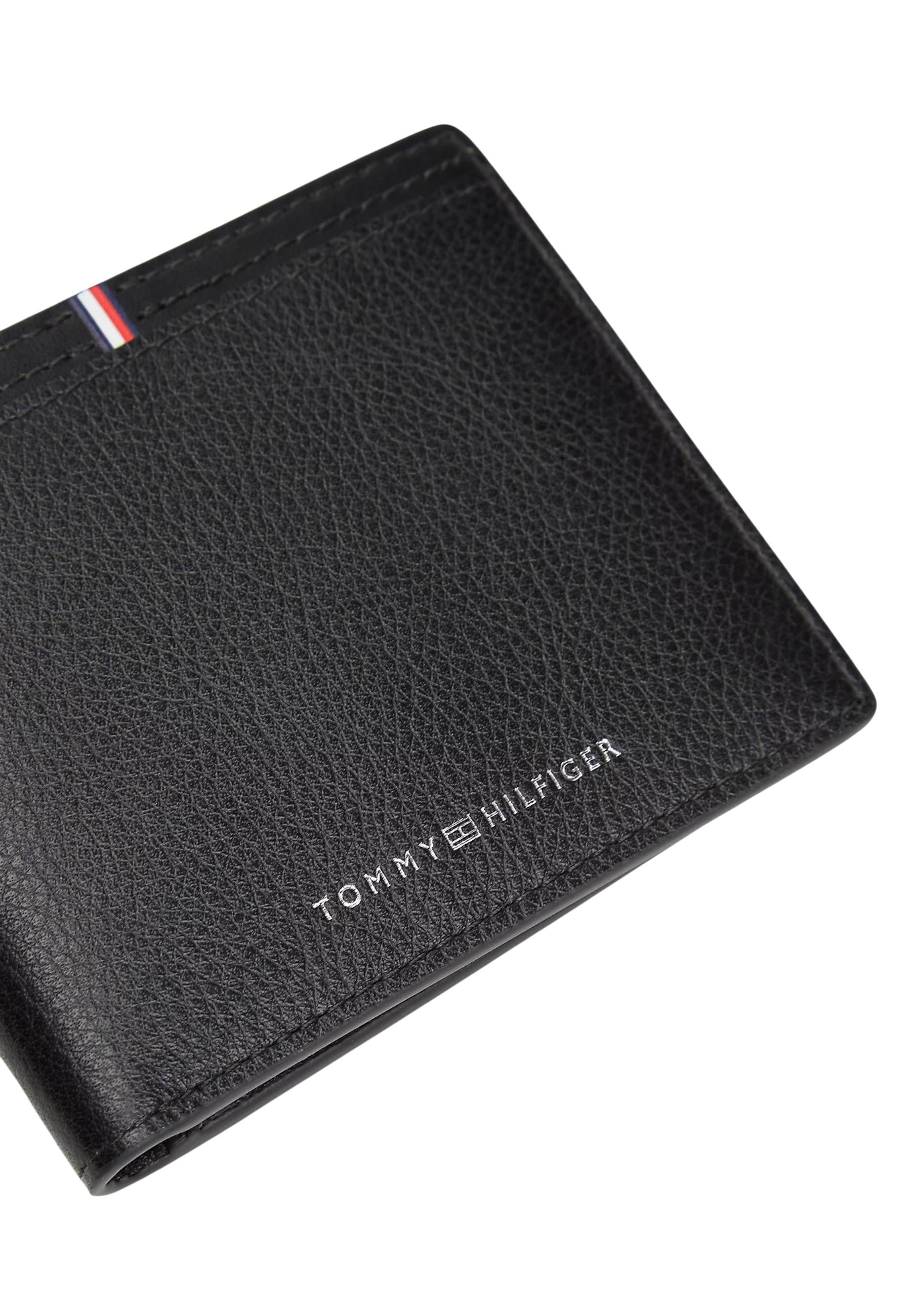 Tommy Hilfiger Men Wallet