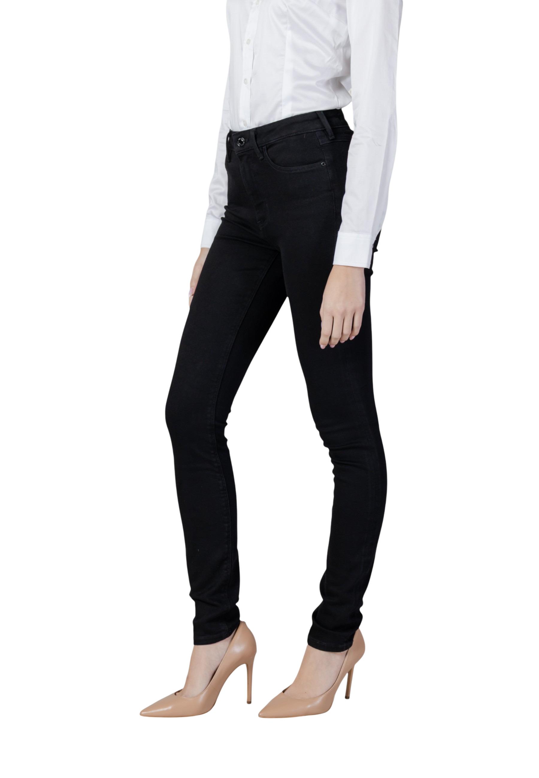 Guess Jeans 4