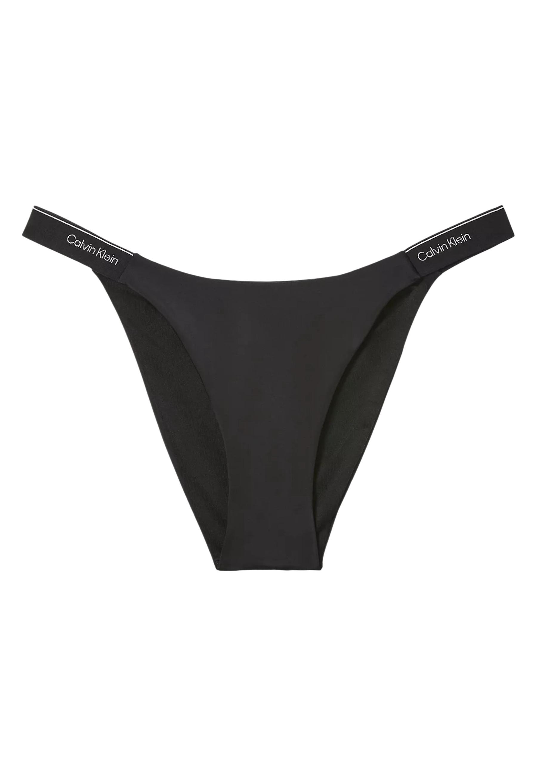 Calvin Klein Jeans Beachwear 2