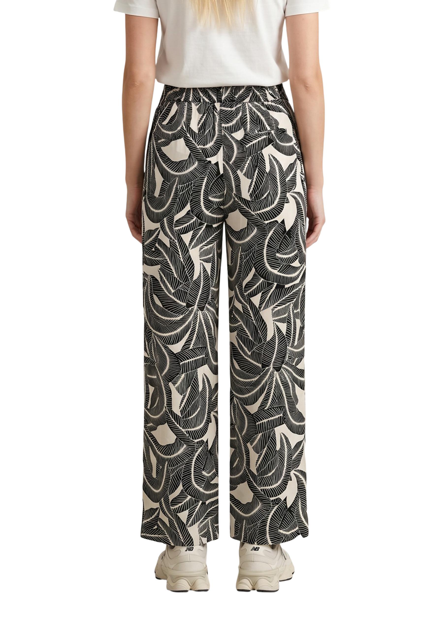 Only Trousers 2