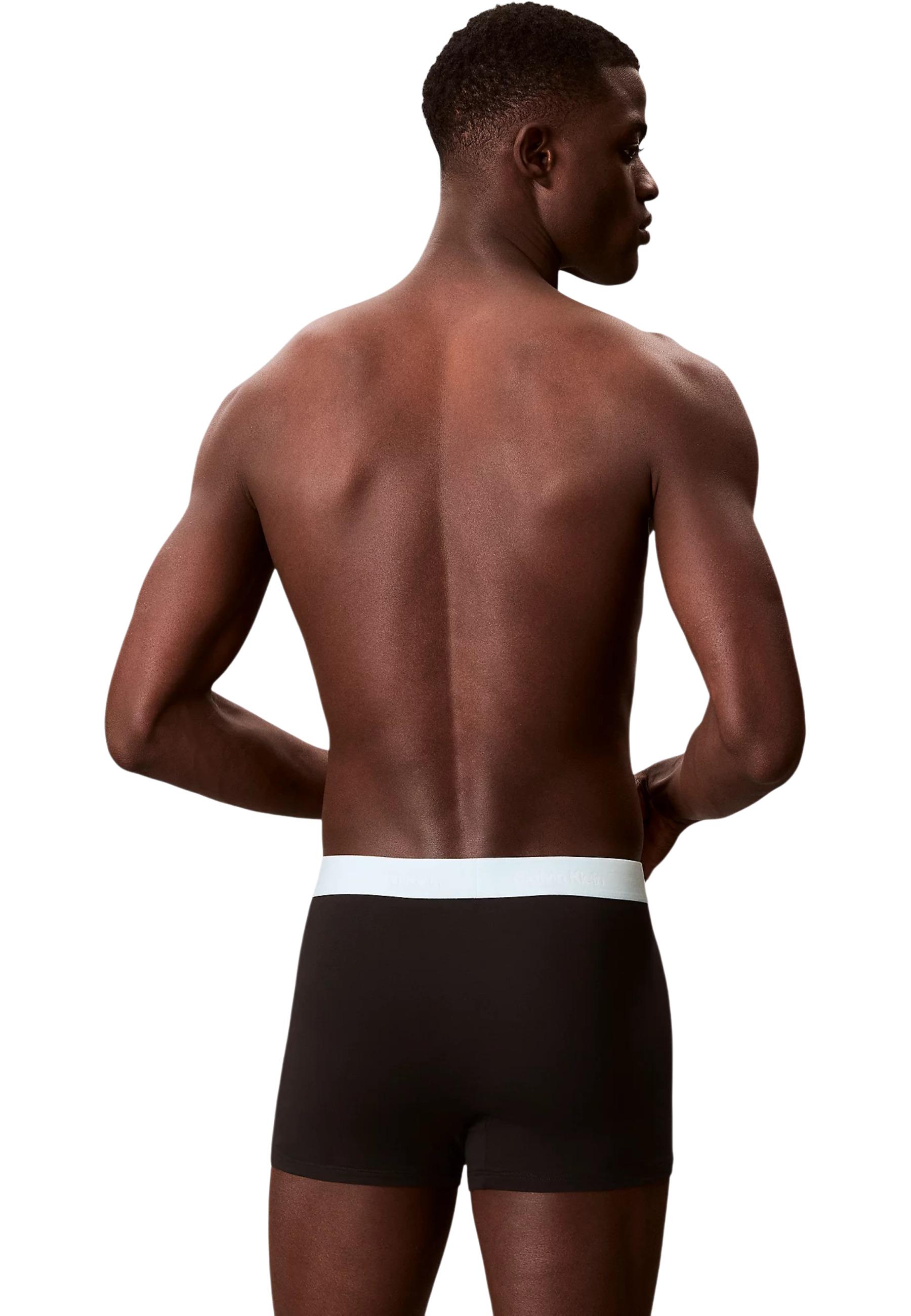 Calvin Klein Underwear 4