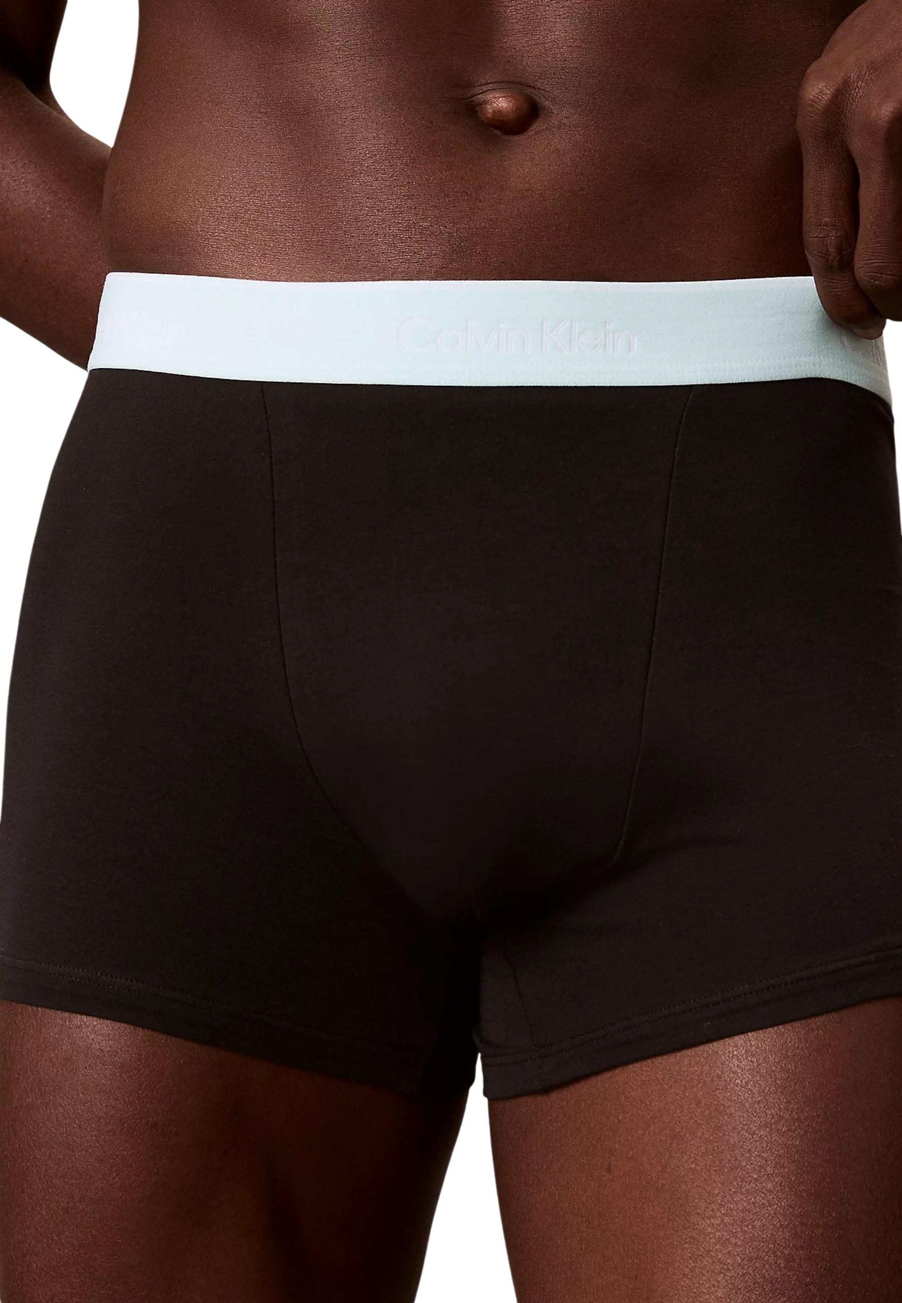Calvin Klein Underwear 3