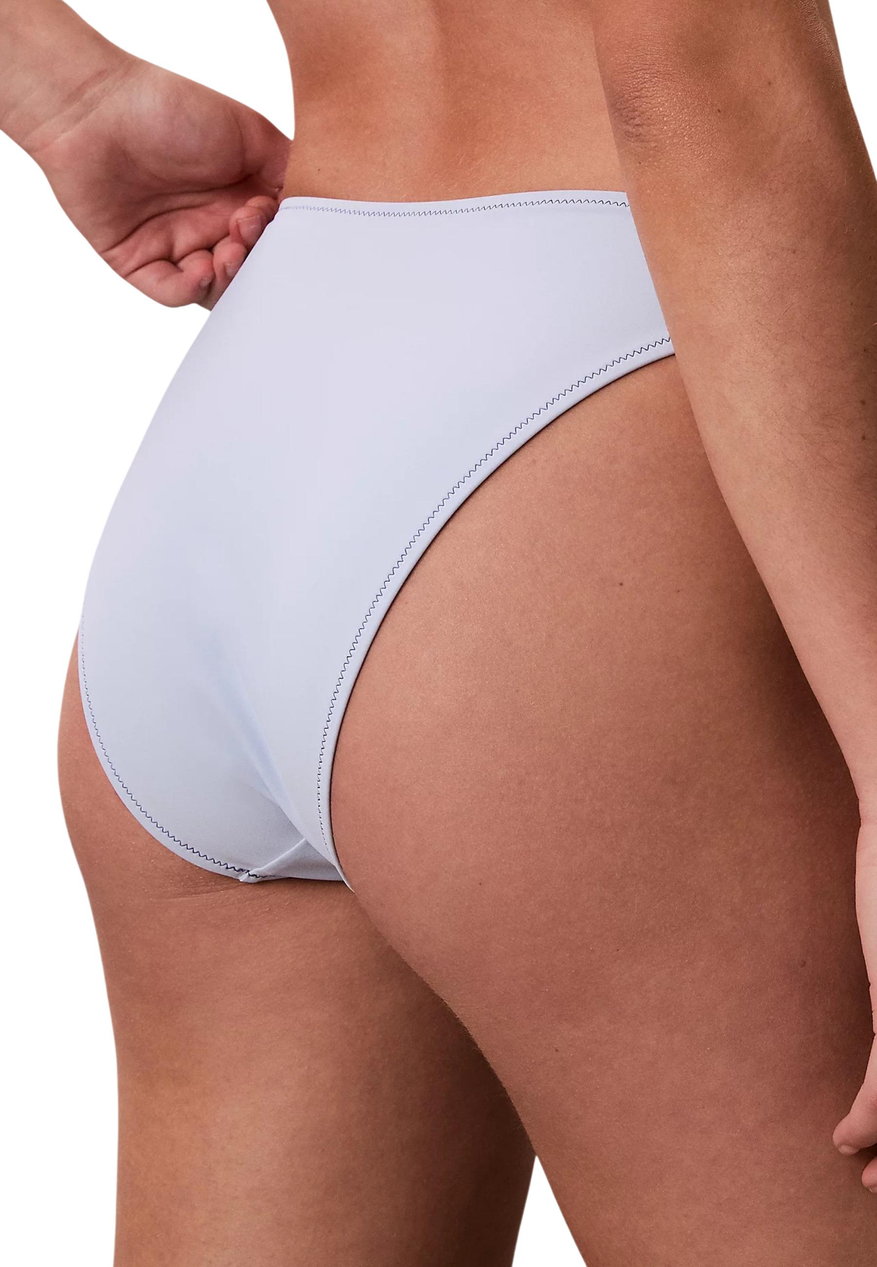 Calvin Klein Jeans Beachwear 2