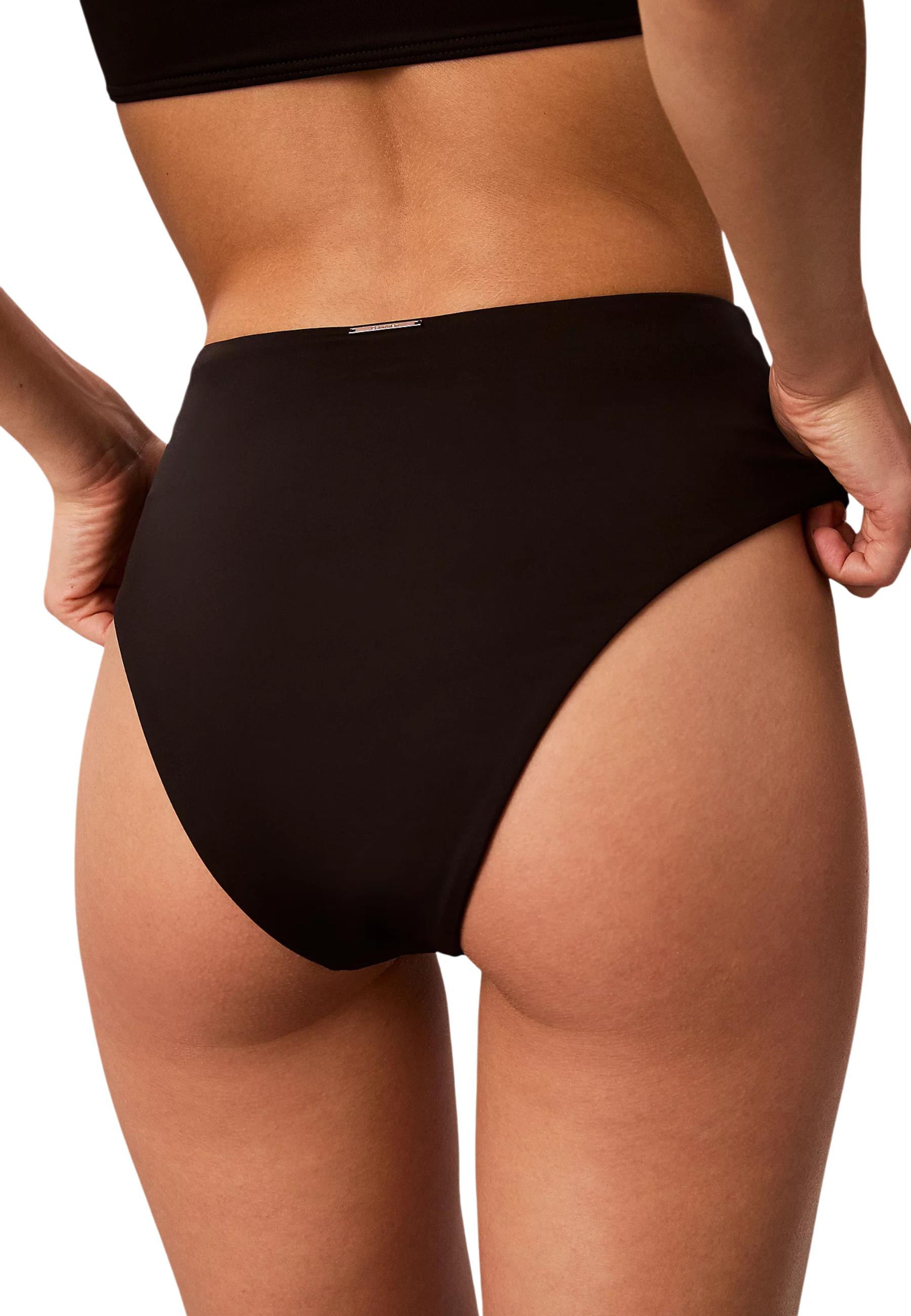 Calvin Klein Jeans Beachwear 3