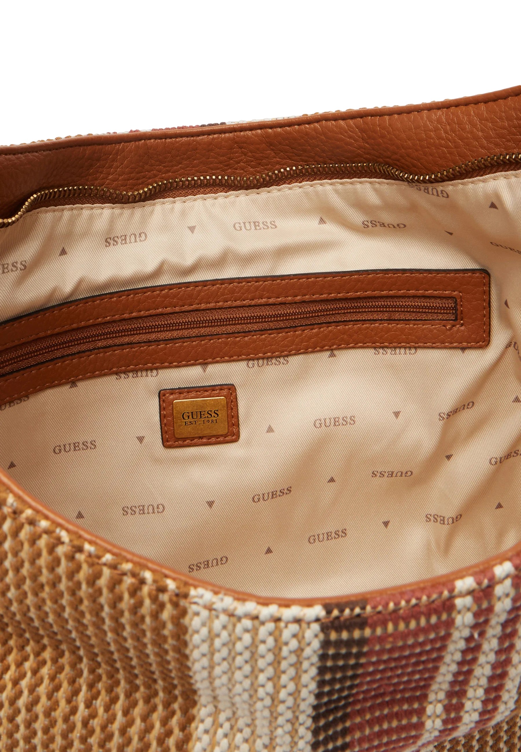Guess Bag 4