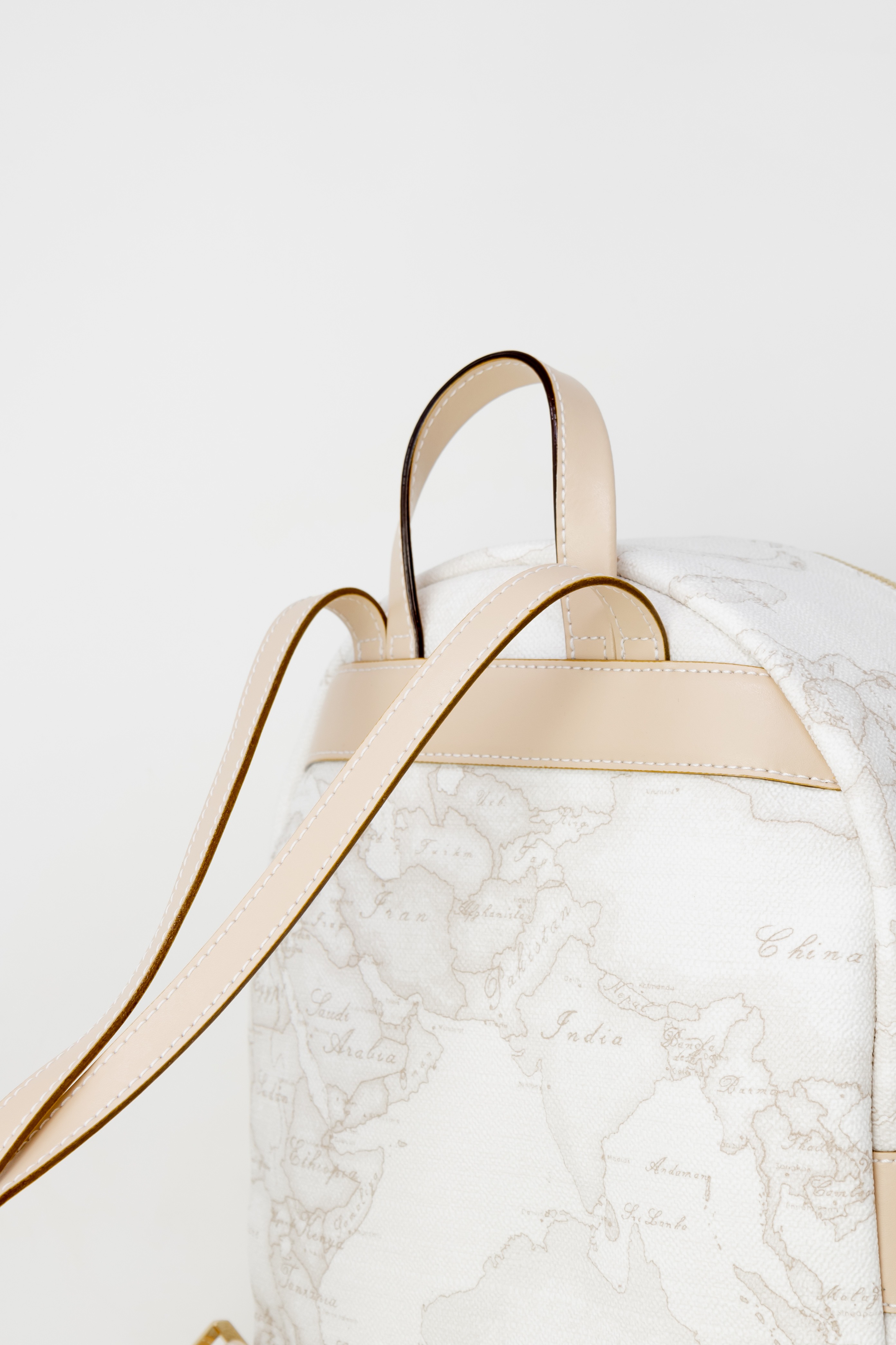 Alviero Martini Prima Classe Bag 4