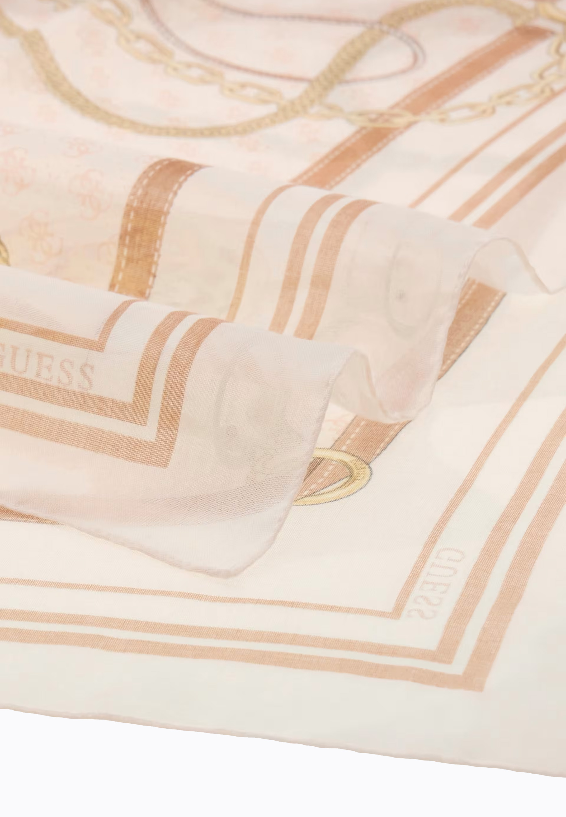 Guess Scarve 3