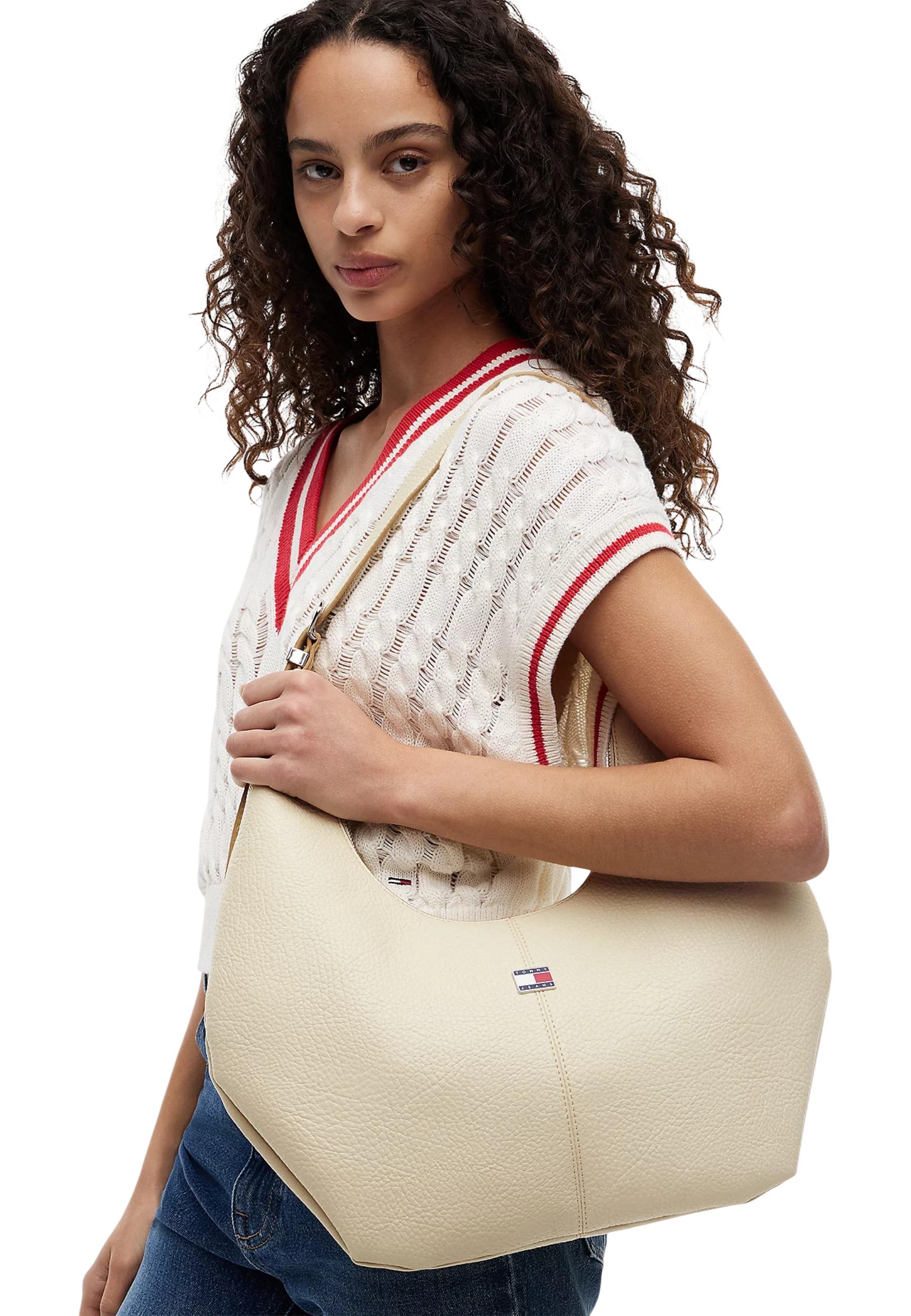 Tommy Hilfiger Bag 2